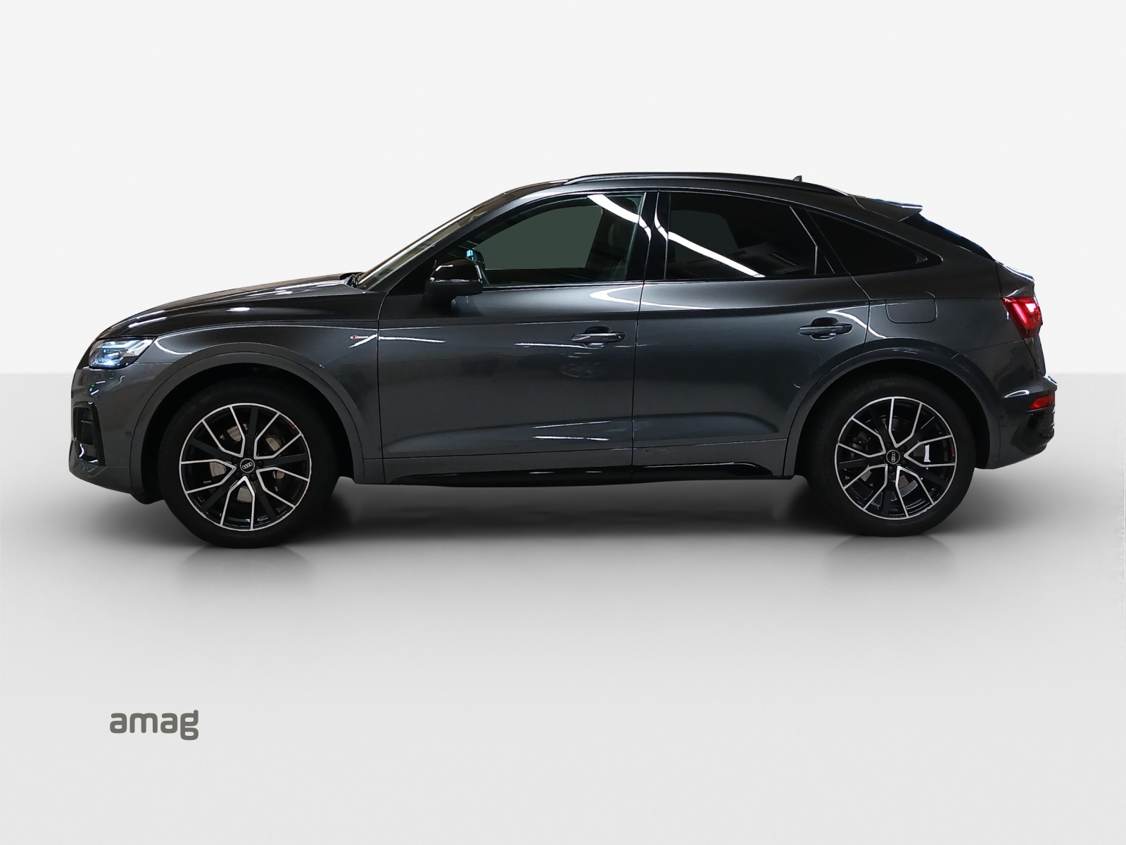 AUDI Q5 Sportback 50 TFSI e PHEV Black Edition quattro S-tronic-showroom-element-1