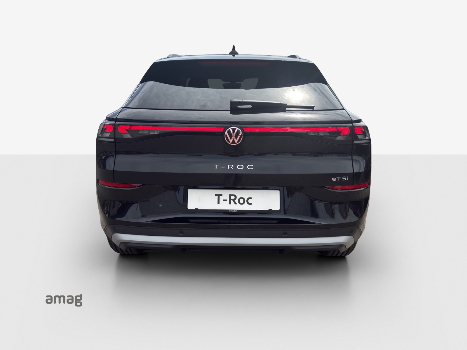 VW T-Roc 1.5 eTSI mHEV Life DSG-showroom-element-3
