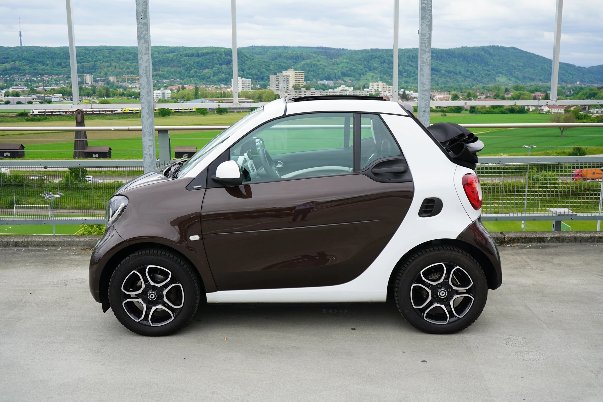 SMART FORTWO PASSION CABRIO TWINMATIC l 90 PS-showroom-element-3