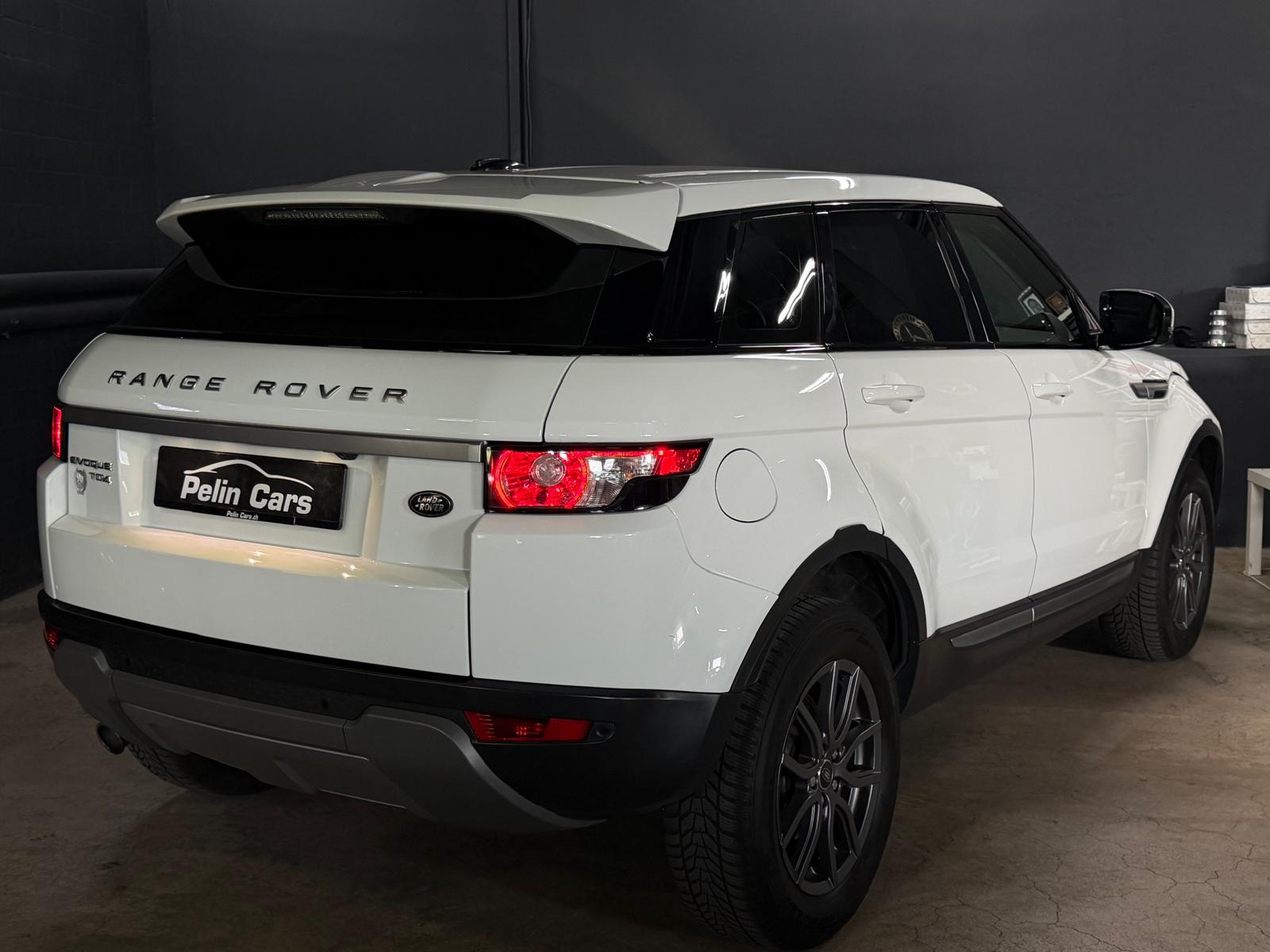 LAND ROVER Range Rover Evoque 2.2 TD4 Prestige AT6-showroom-element-3