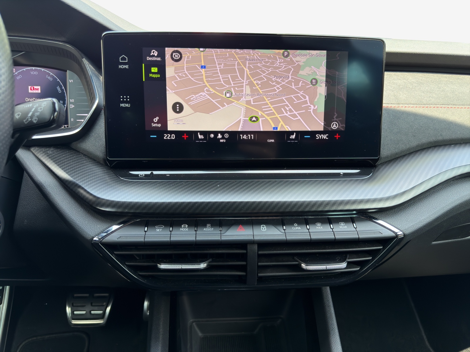 SKODA Octavia Combi 2.0 TSI DSG RS-image-10