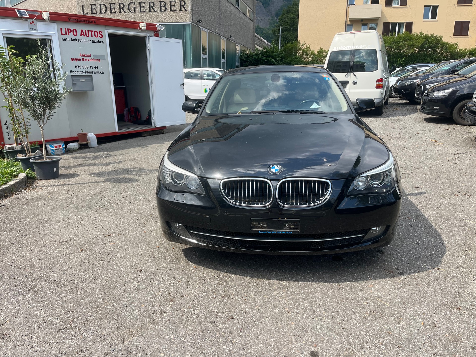BMW 523i