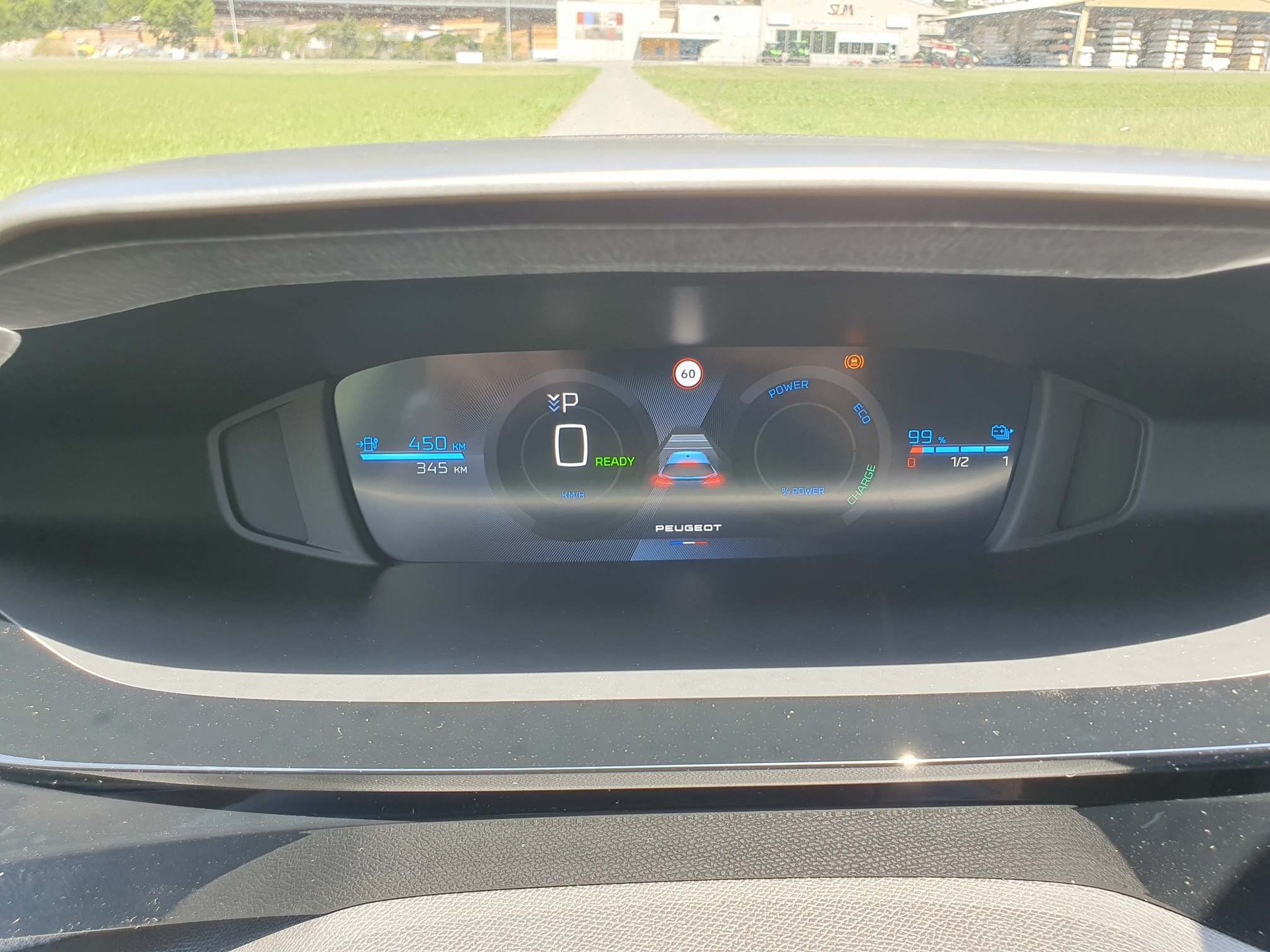 PEUGEOT 308 SW e-Allure-image-14