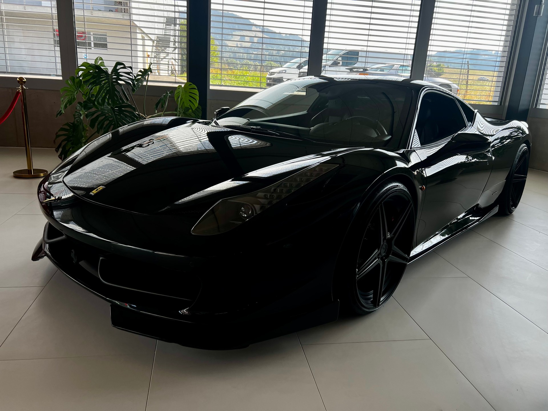 FERRARI 458 Italia 4.5 V8-image-2
