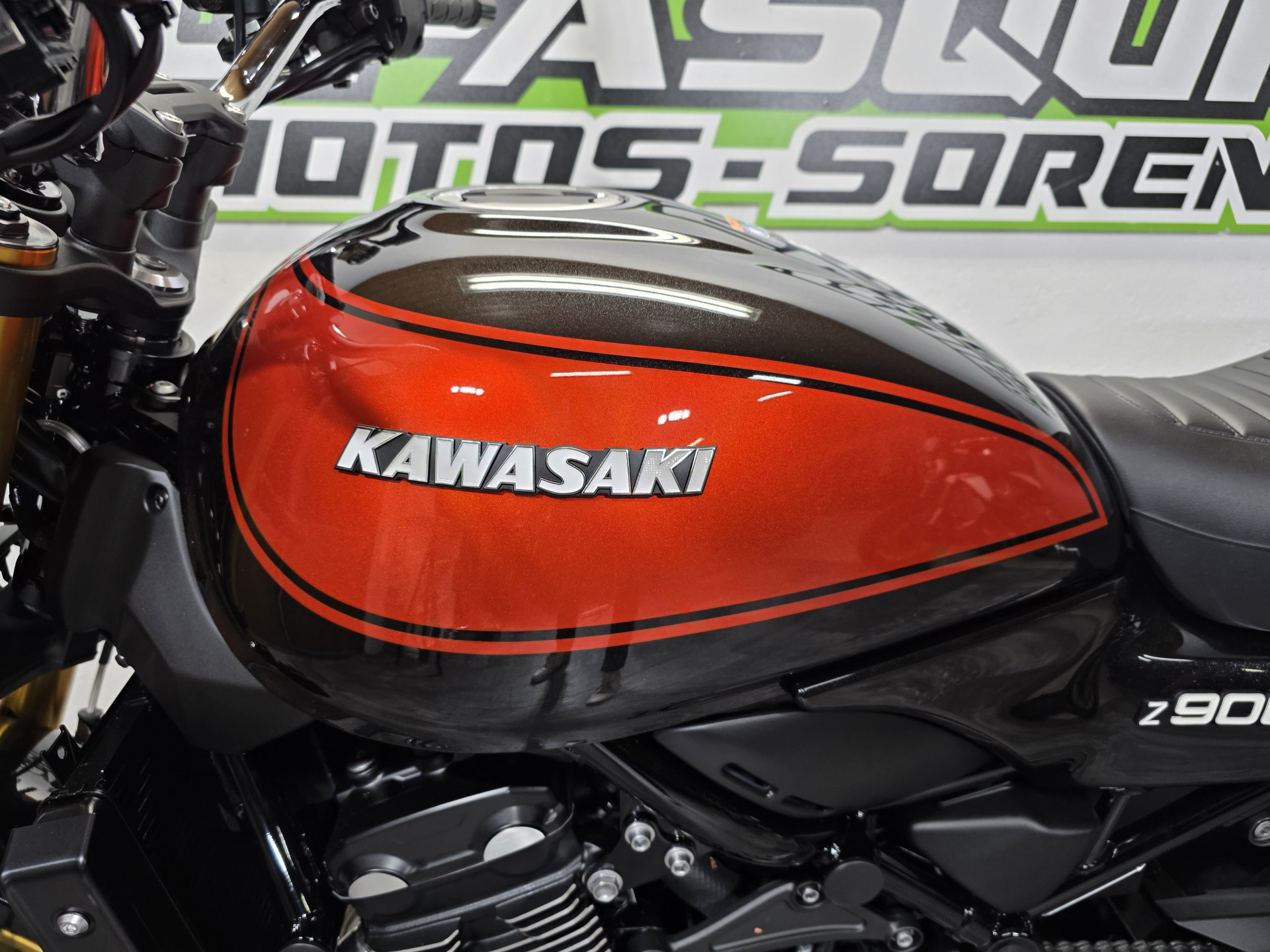 KAWASAKI Z 900 RS SE-image-2