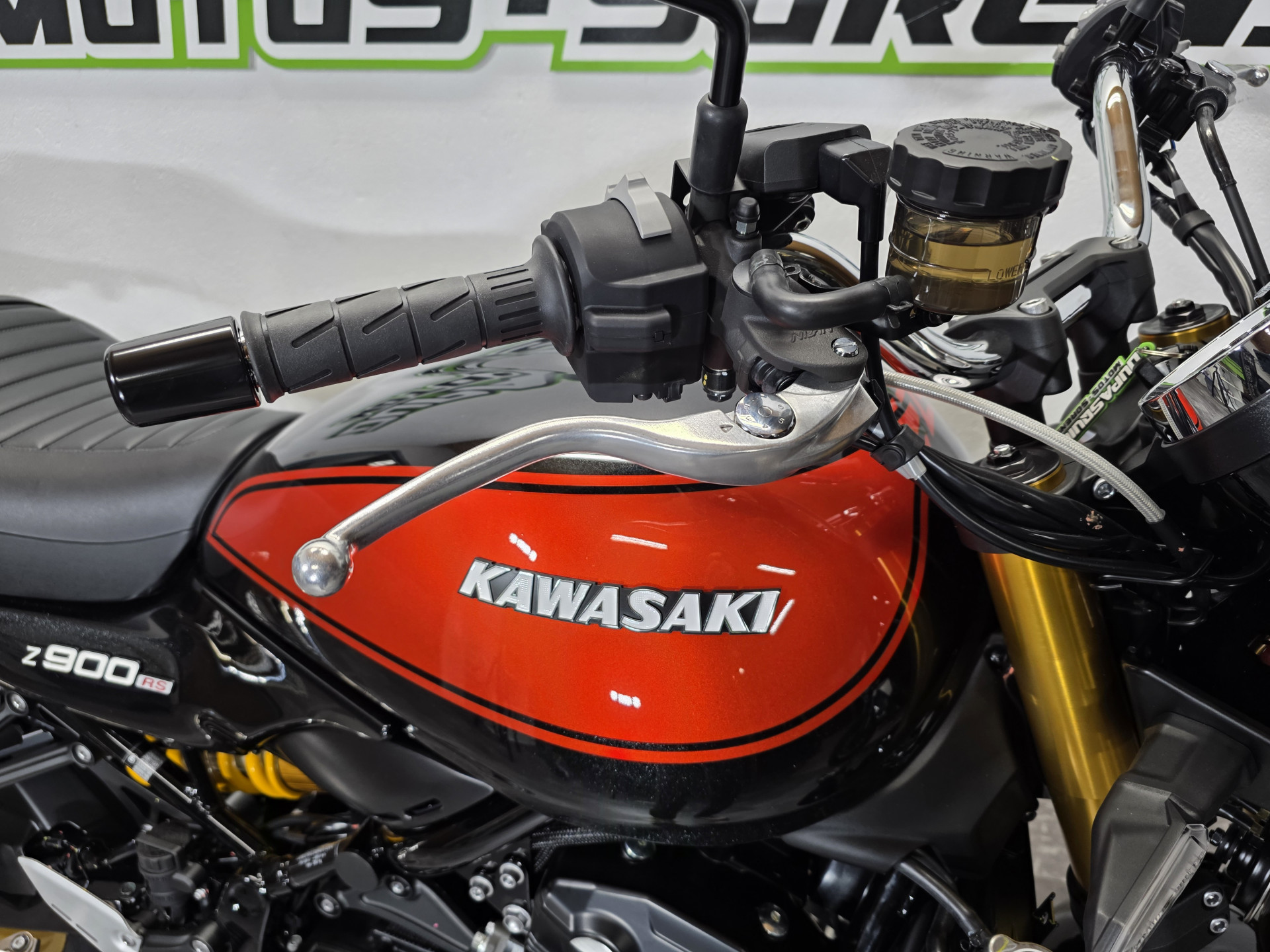 KAWASAKI Z 900 RS SE-image-3