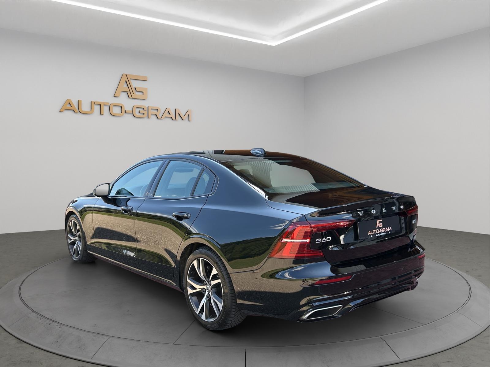 VOLVO S60 B5 AWD Benzin Mild Hybrid R-Design Geartronic-showroom-element-2