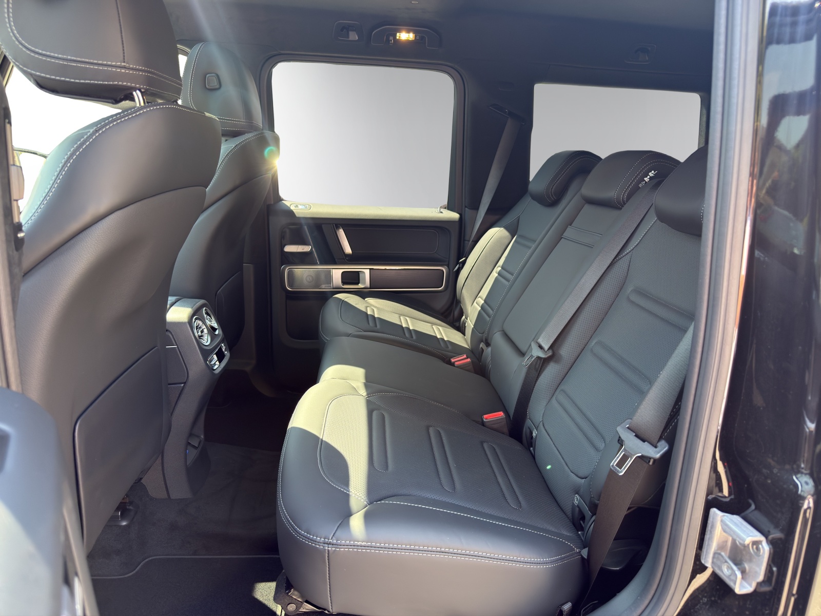 MERCEDES-BENZ G 450d 9G-Tronic-image-13
