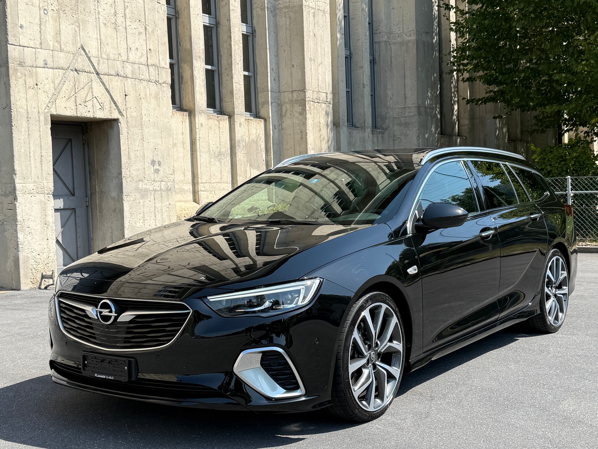 OPEL Insignia 2.0 BiDTI Sports Tourer GSI 4WD Auto