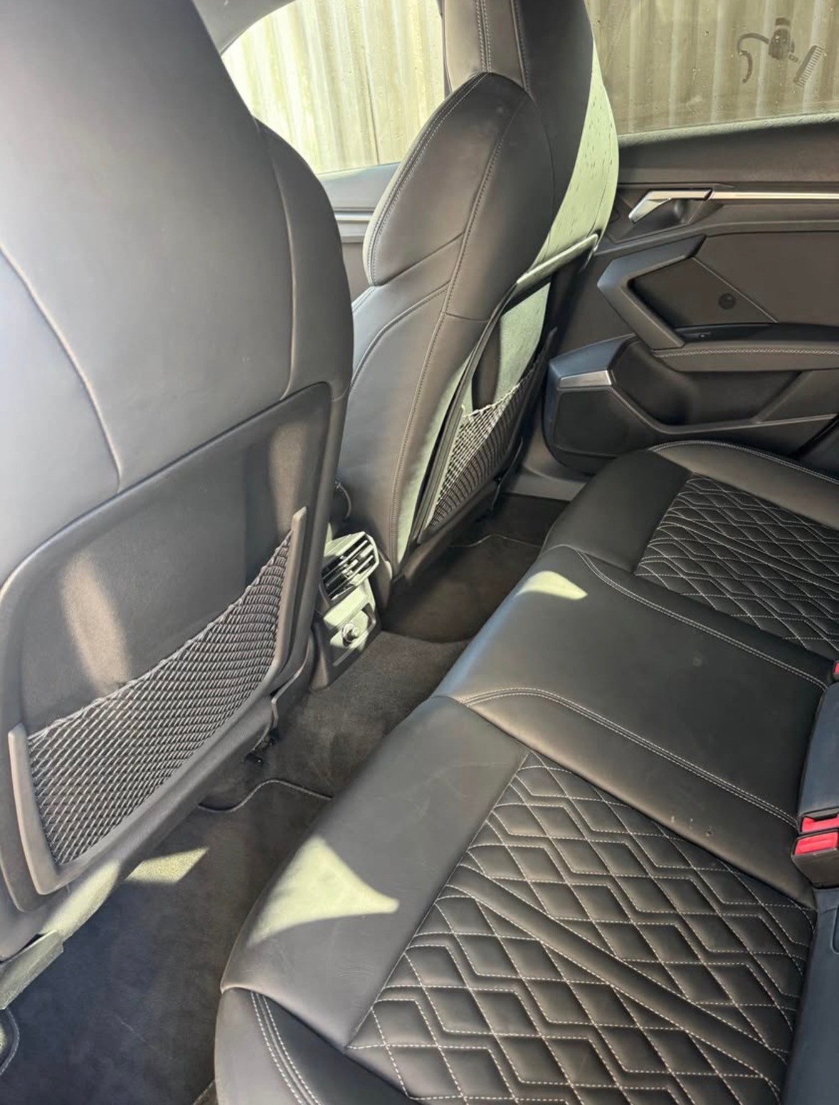AUDI S3 Limousine 2.0 TFSI quattro S-tronic-image-8