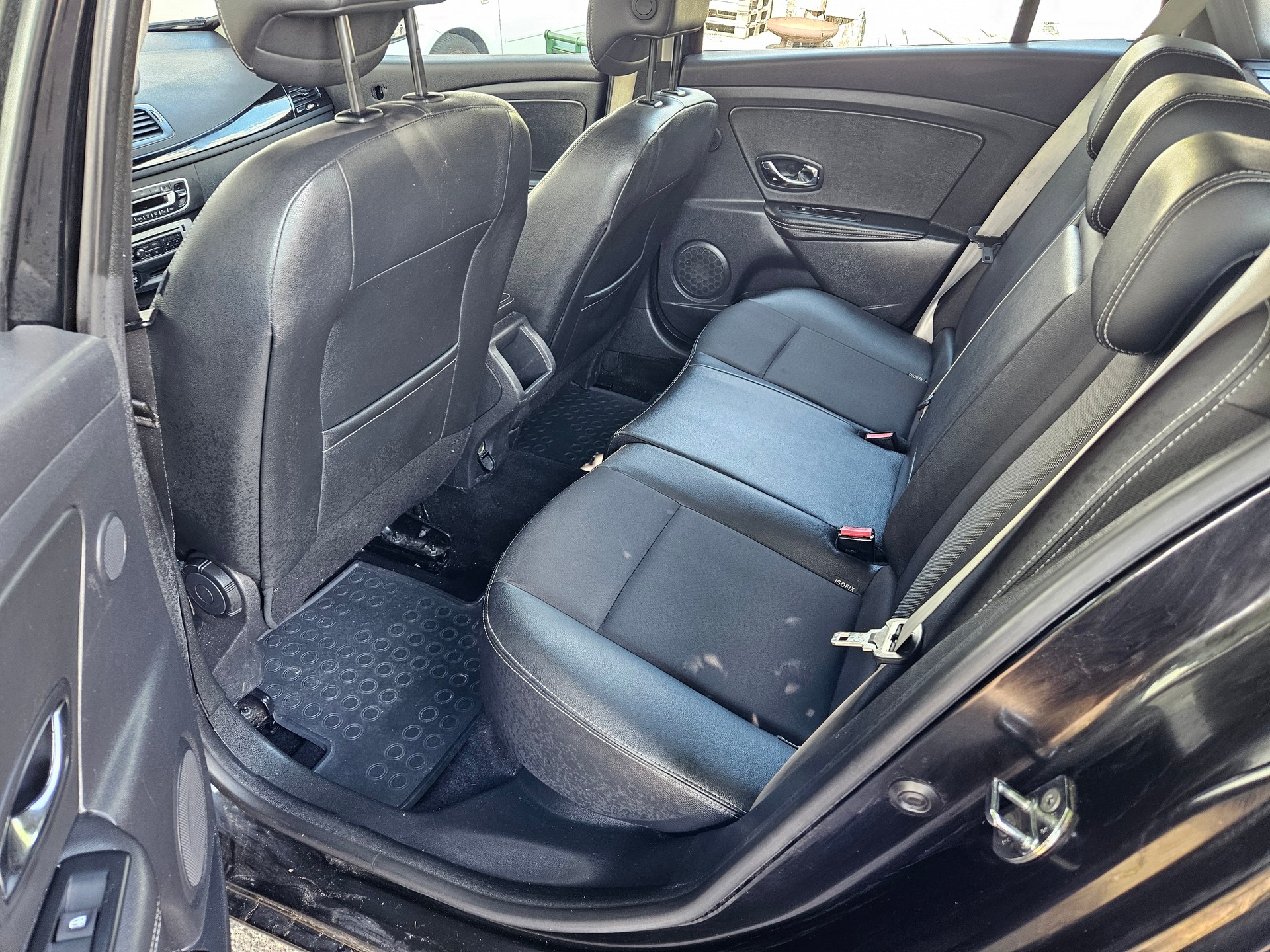RENAULT Mégane Grandtour 1.5 dCi Swiss Edition EDC-image-8