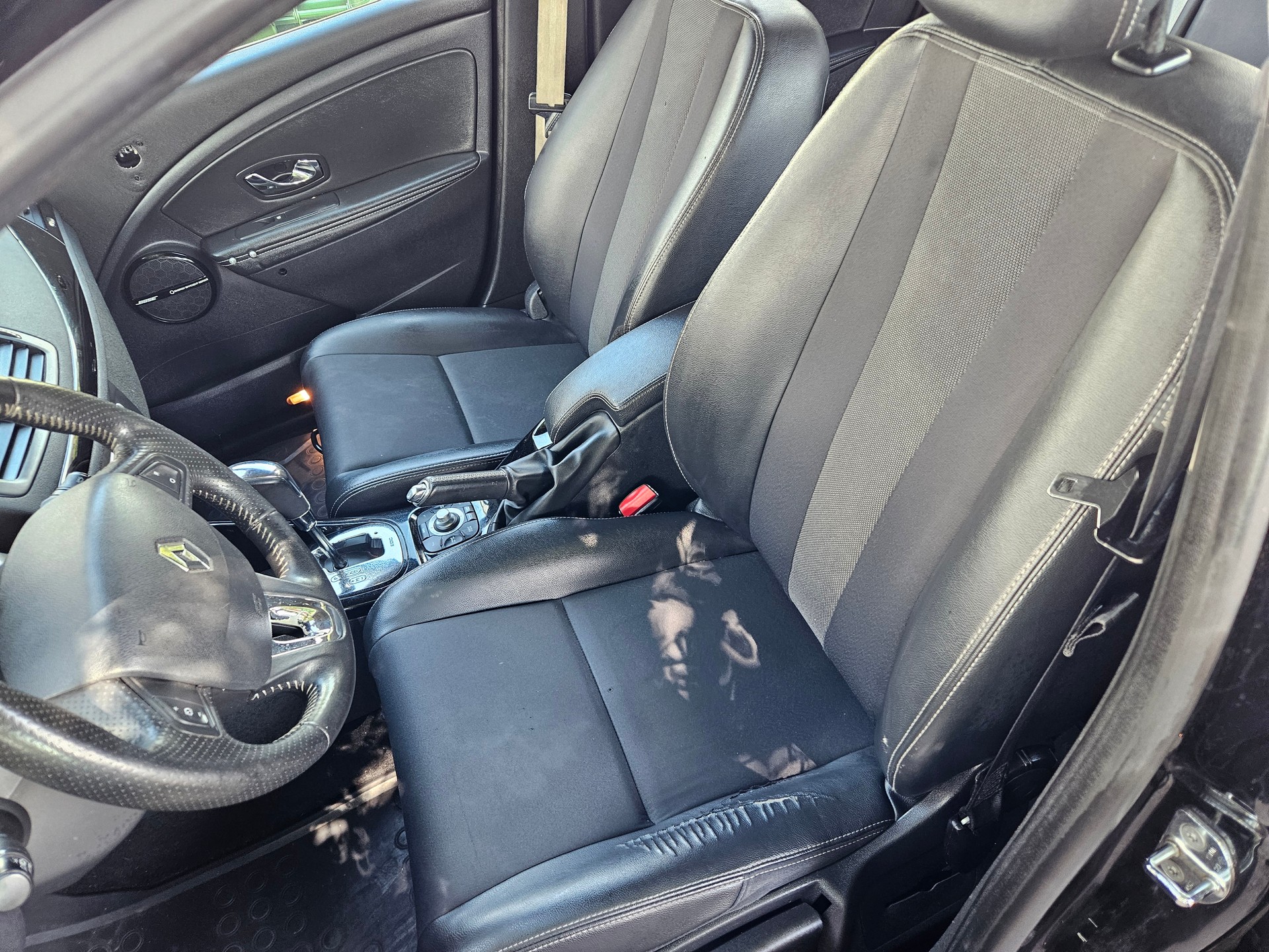 RENAULT Mégane Grandtour 1.5 dCi Swiss Edition EDC-image-7
