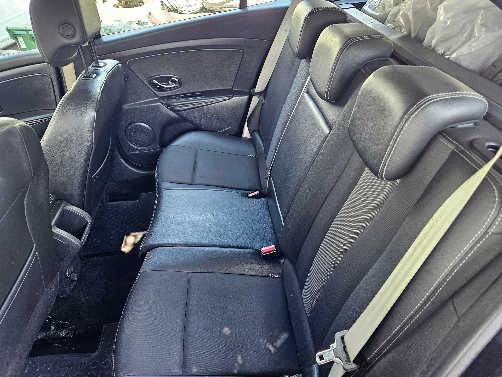 RENAULT Mégane Grandtour 1.5 dCi Swiss Edition EDC-image-11