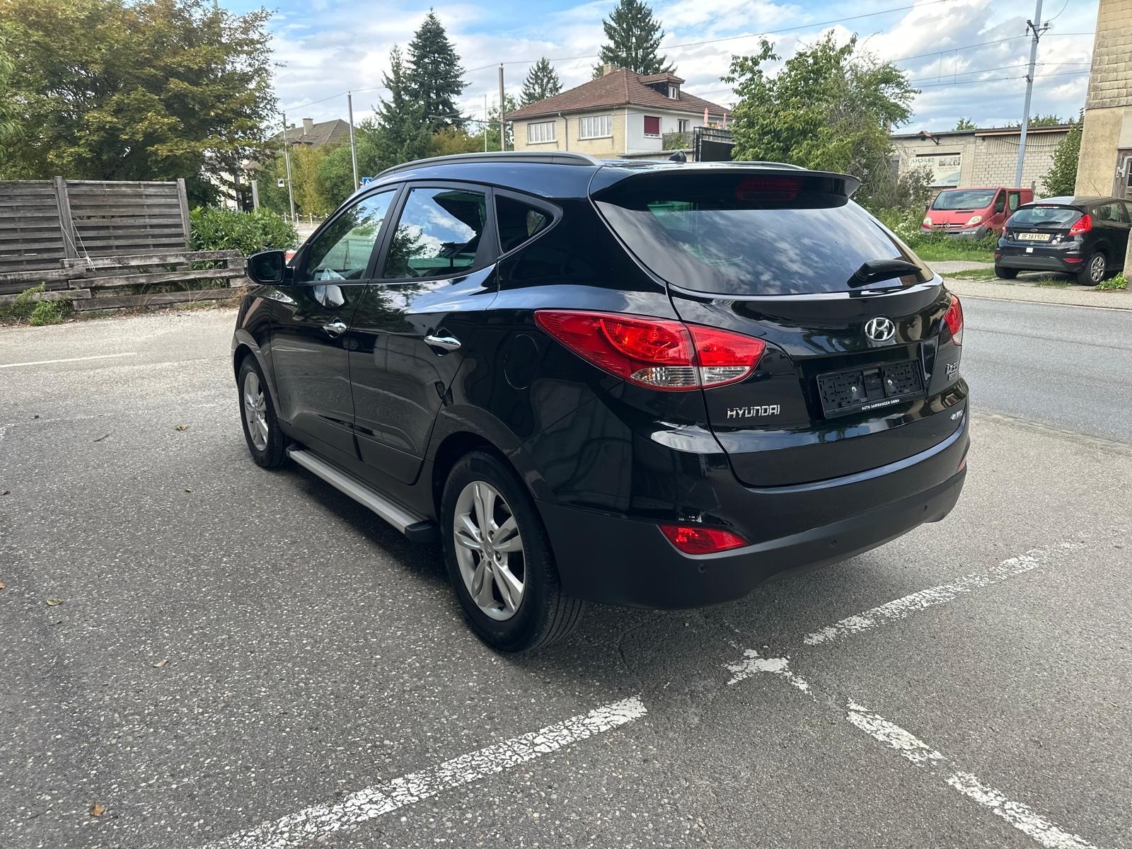 HYUNDAI iX 35 2.0 CRDi Style 4WD Automatic-showroom-element-2