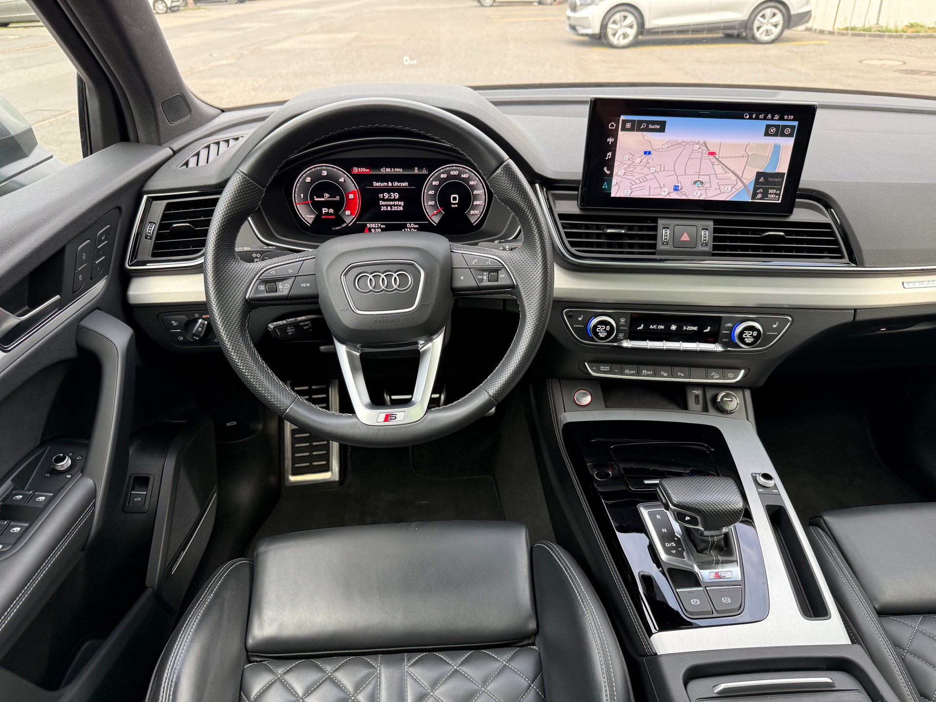 AUDI SQ5 3.0 V6 TDI quattro T-Tronic *Traumausstattung*-image-24