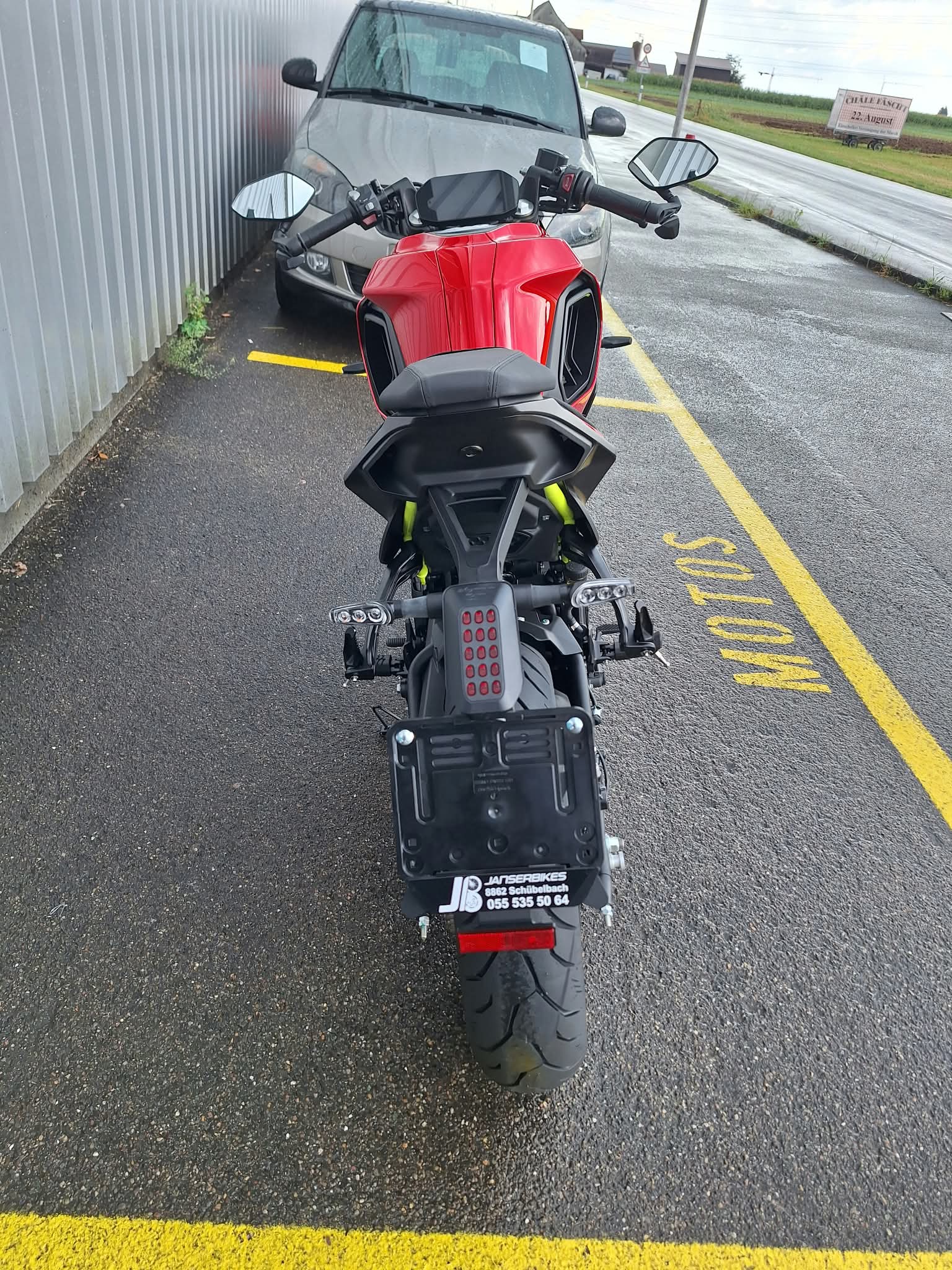 QJ SRK 125 S2-image-3