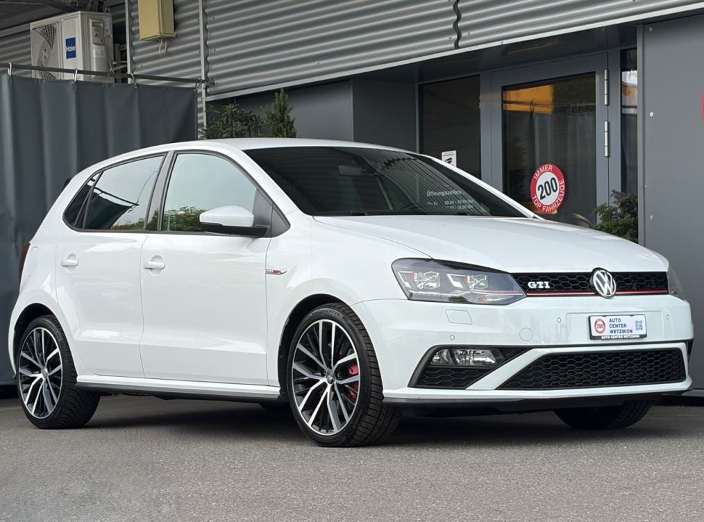 VW Polo 1.8 TSI GTI-showroom-element-1