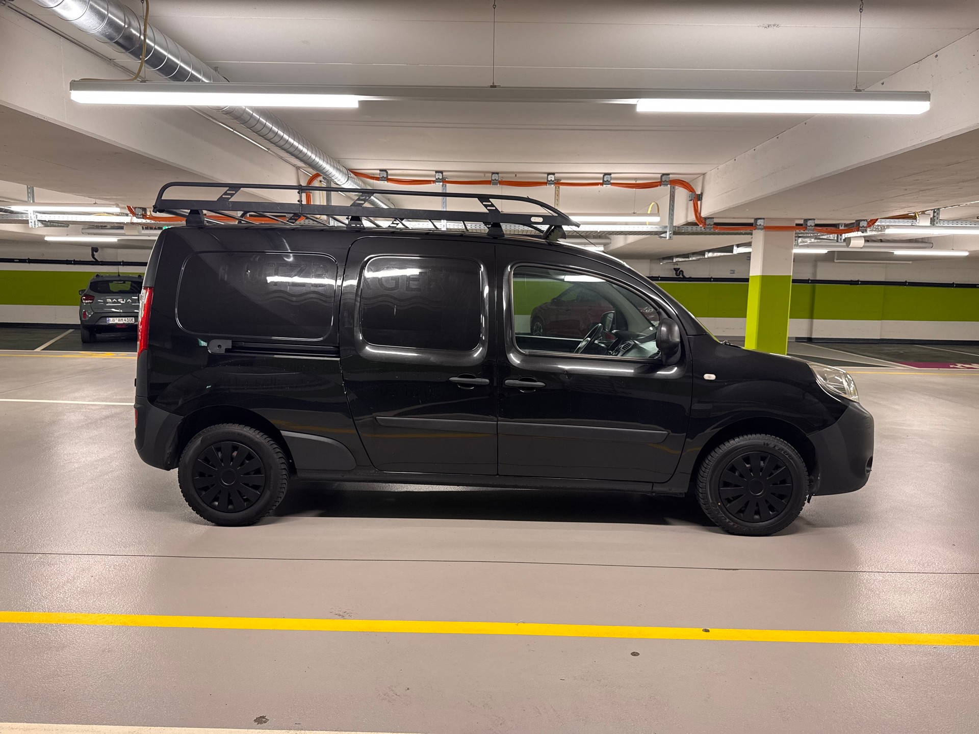 RENAULT Kangoo Maxi dCi 90 Business 2 Plätze-image-3