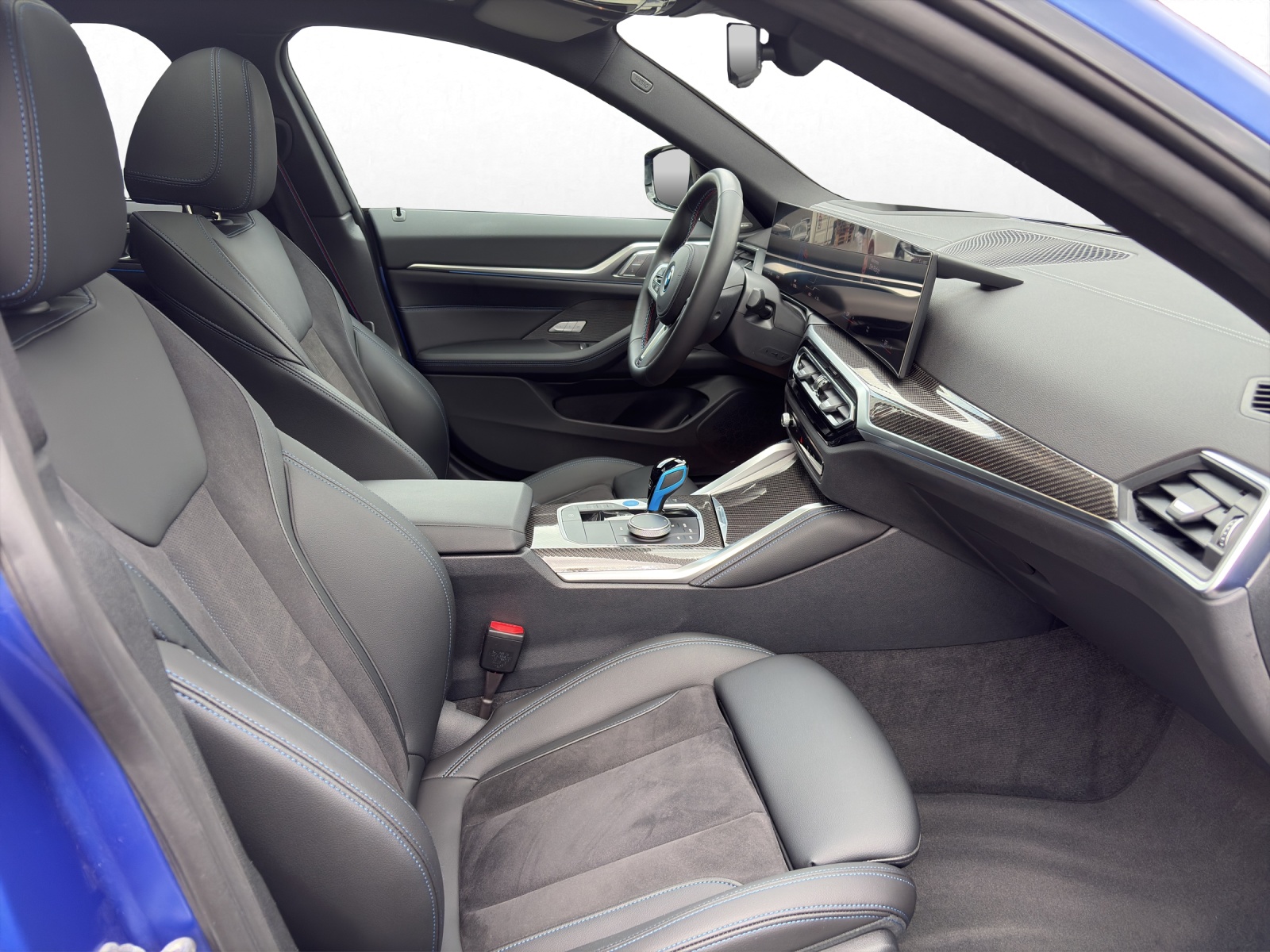 BMW i4 M50-image-15