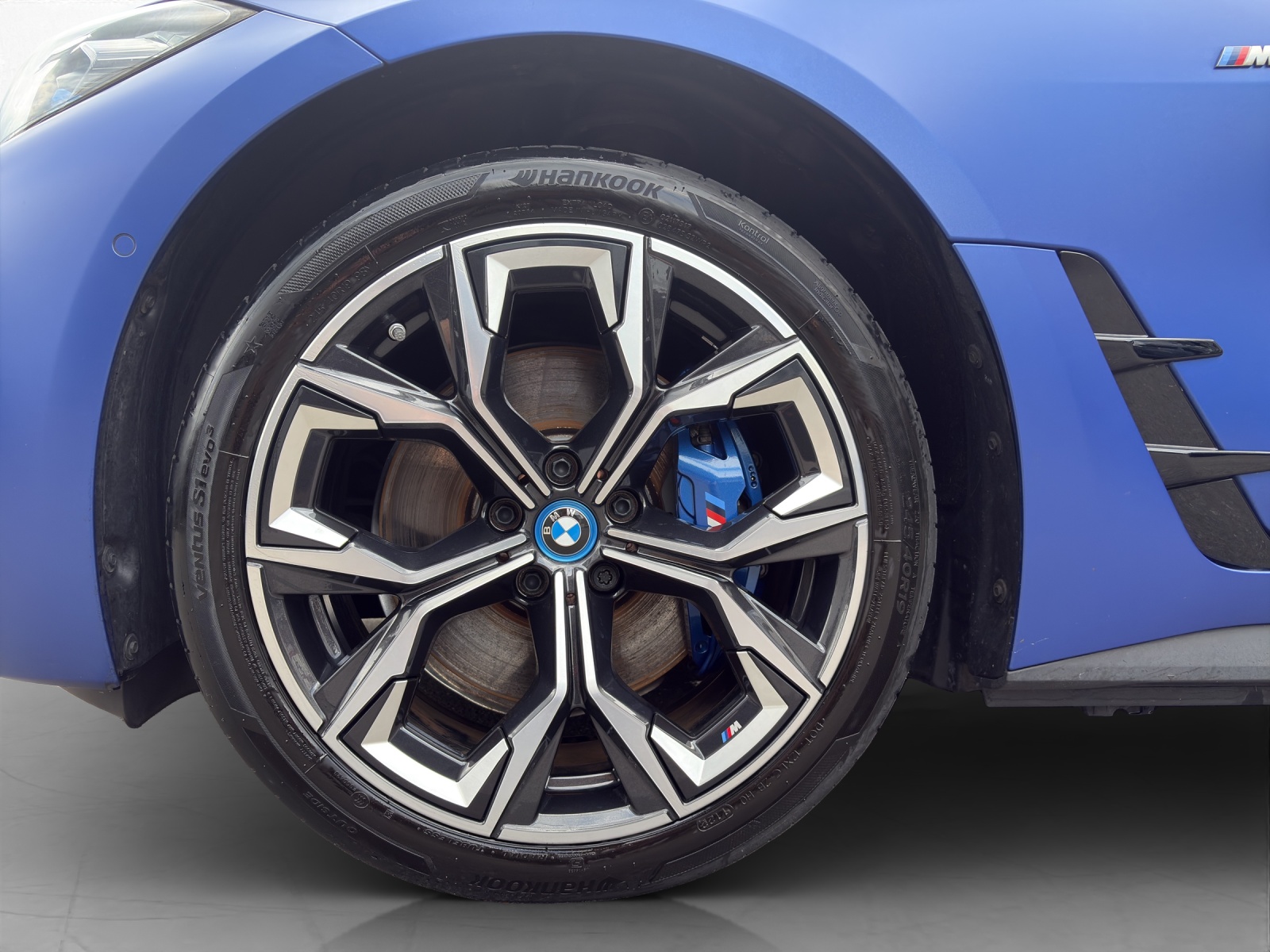 BMW i4 M50-image-8