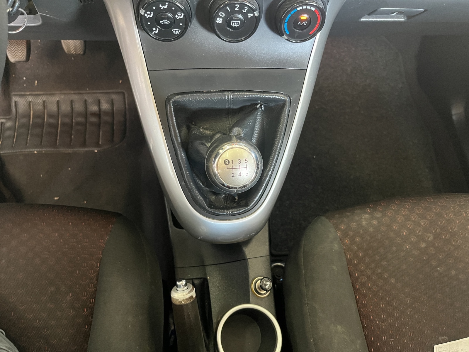 TOYOTA Verso 1.8 Linea Sol-image-11