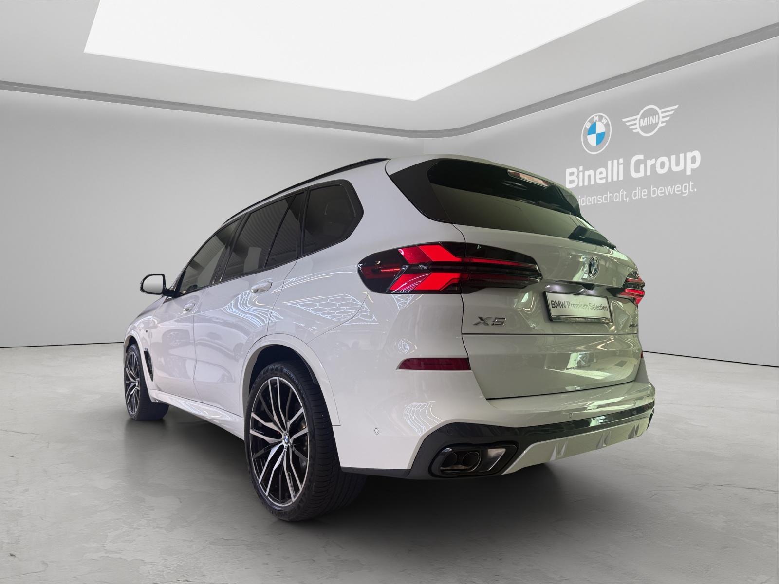 BMW X5 40i xDrive M-SportPaketPro-showroom-element-2