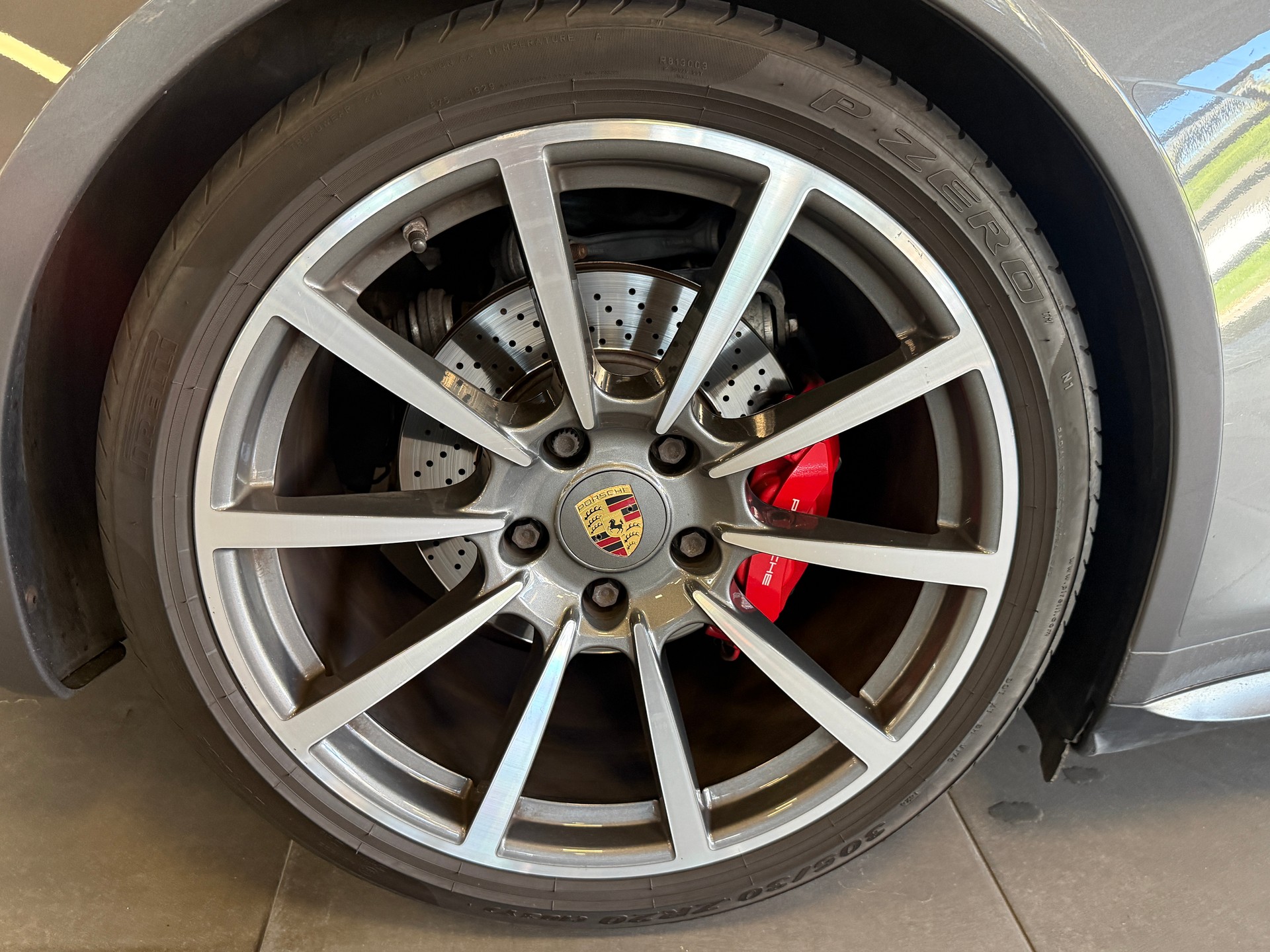PORSCHE 911 Targa 4S-image-6