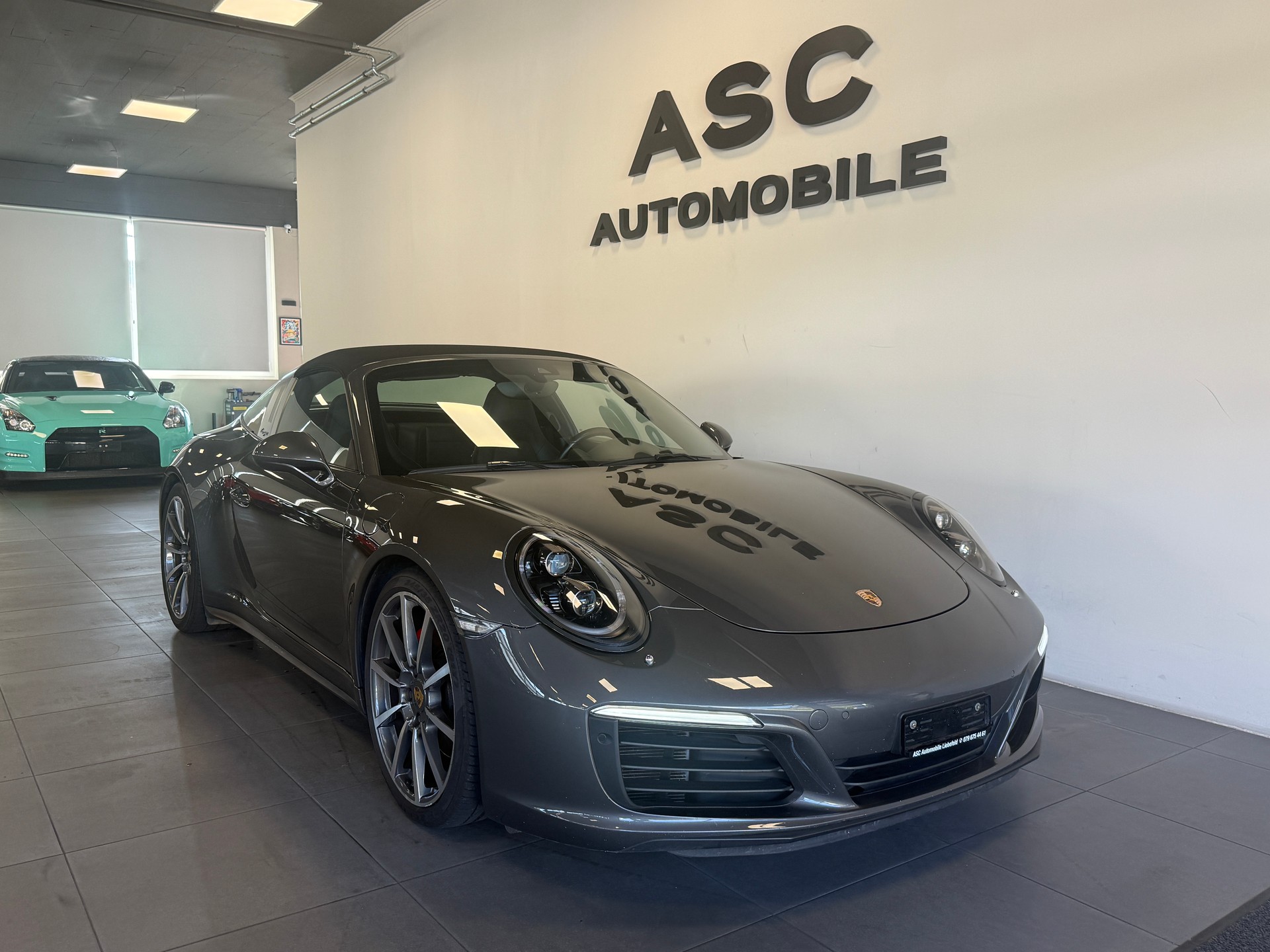 PORSCHE 911 Targa 4S