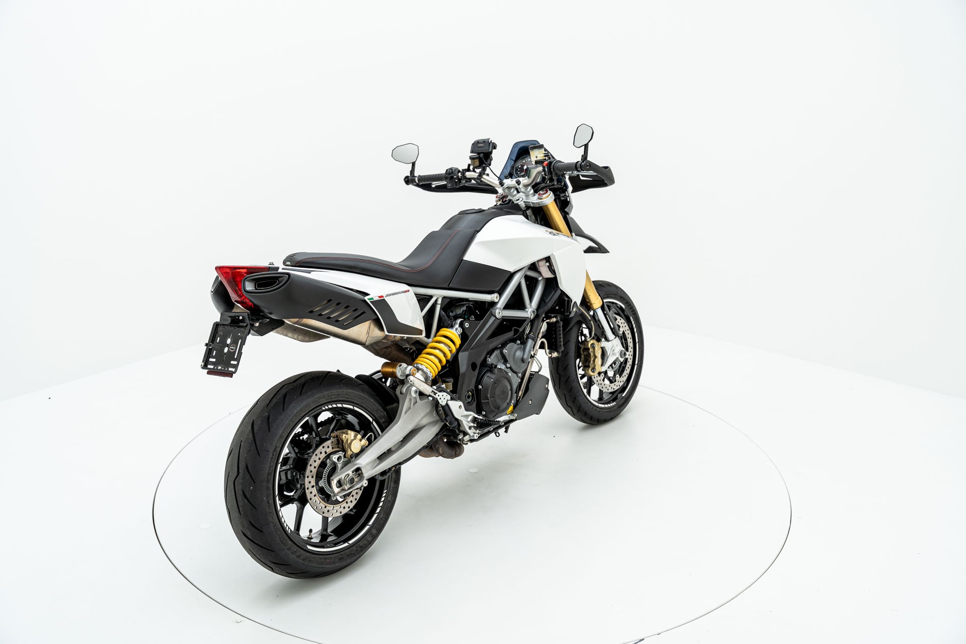 APRILIA Dorsoduro 1200-image-3