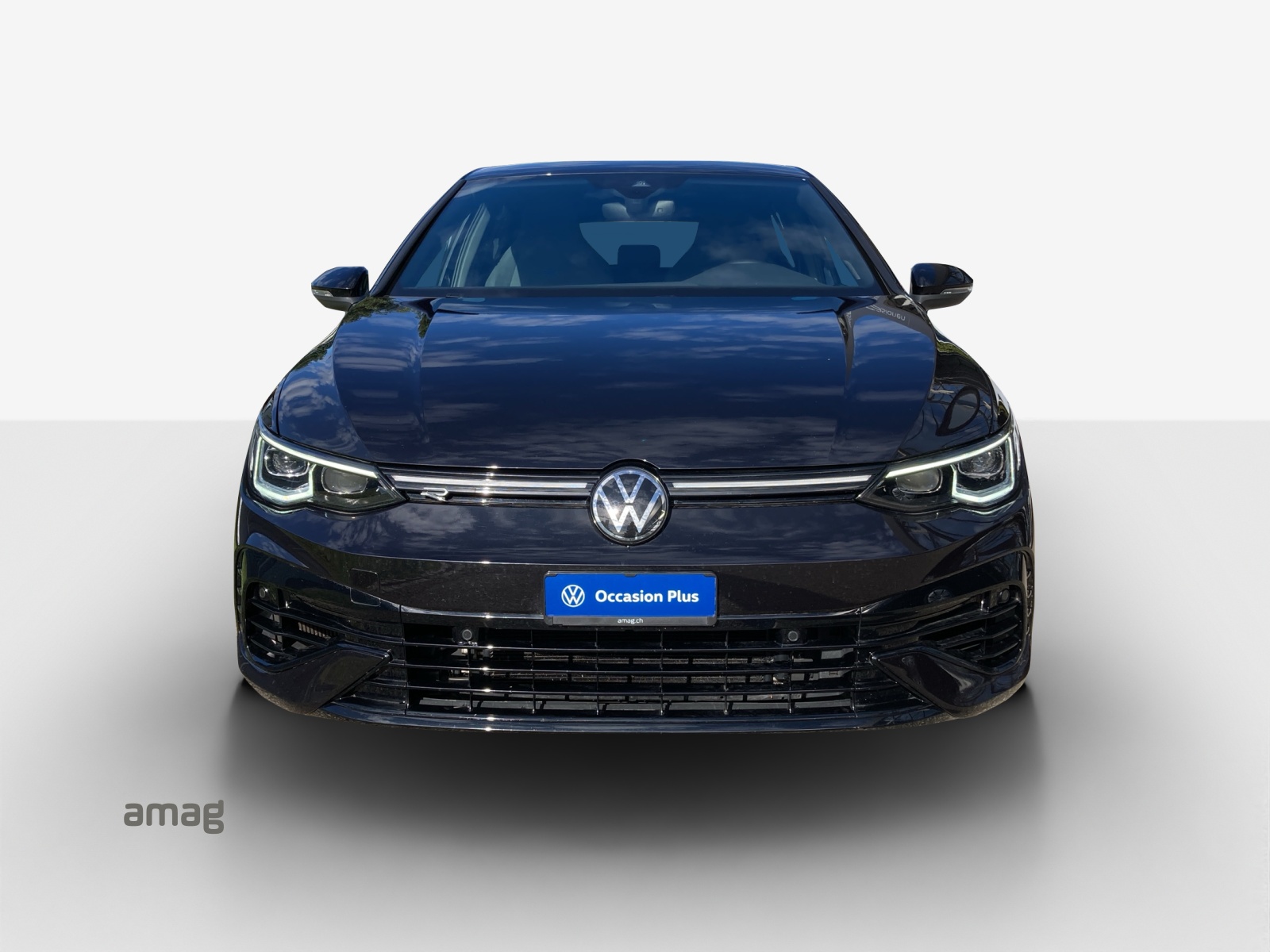 VW Golf 2.0 TSI R DSG 4Motion-image-6