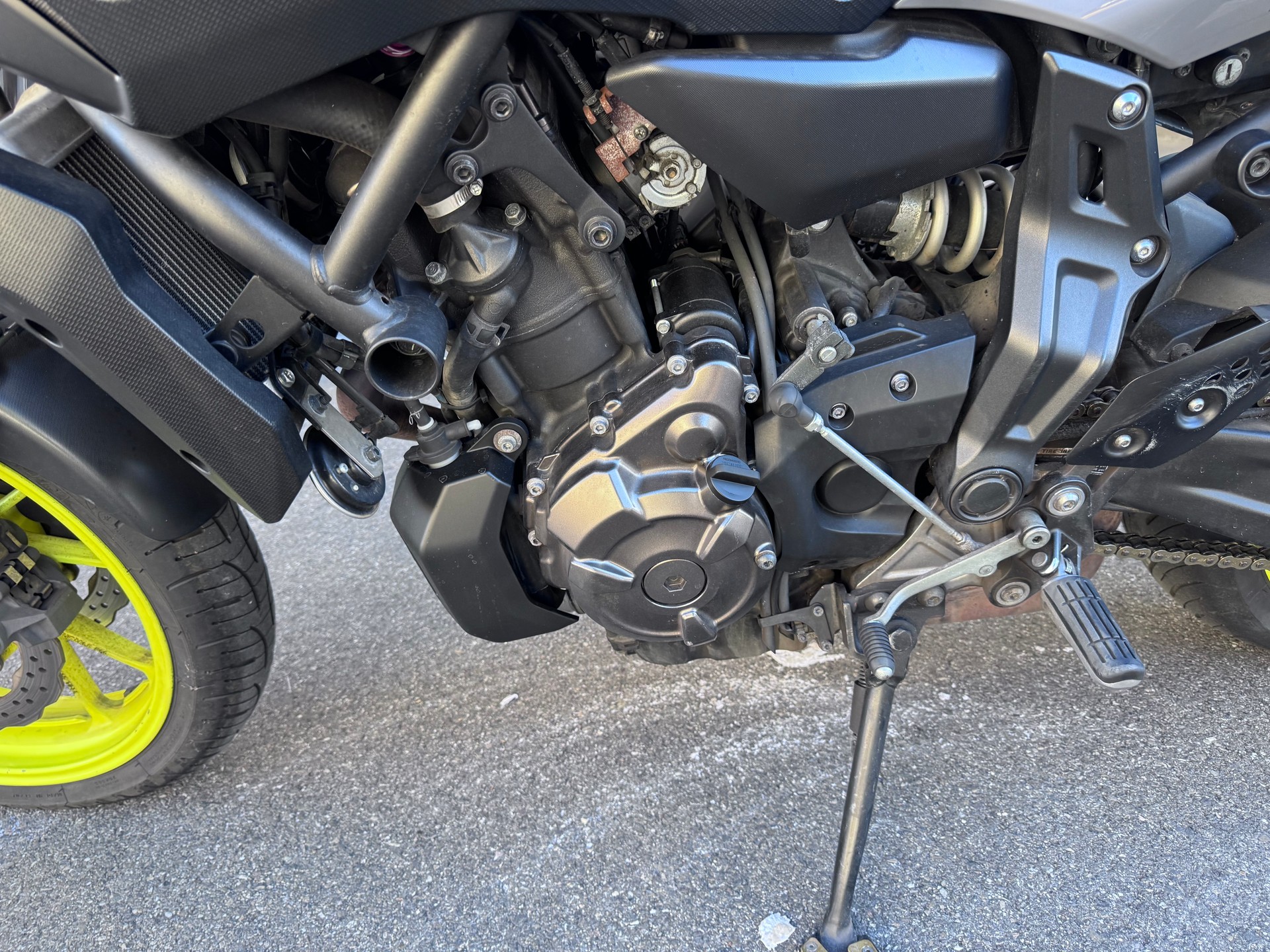 YAMAHA MT-07-image-4