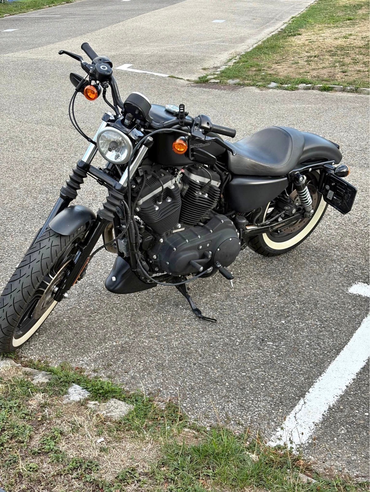 HARLEY-DAVIDSON XL 883 N Sportster Iron-image-0