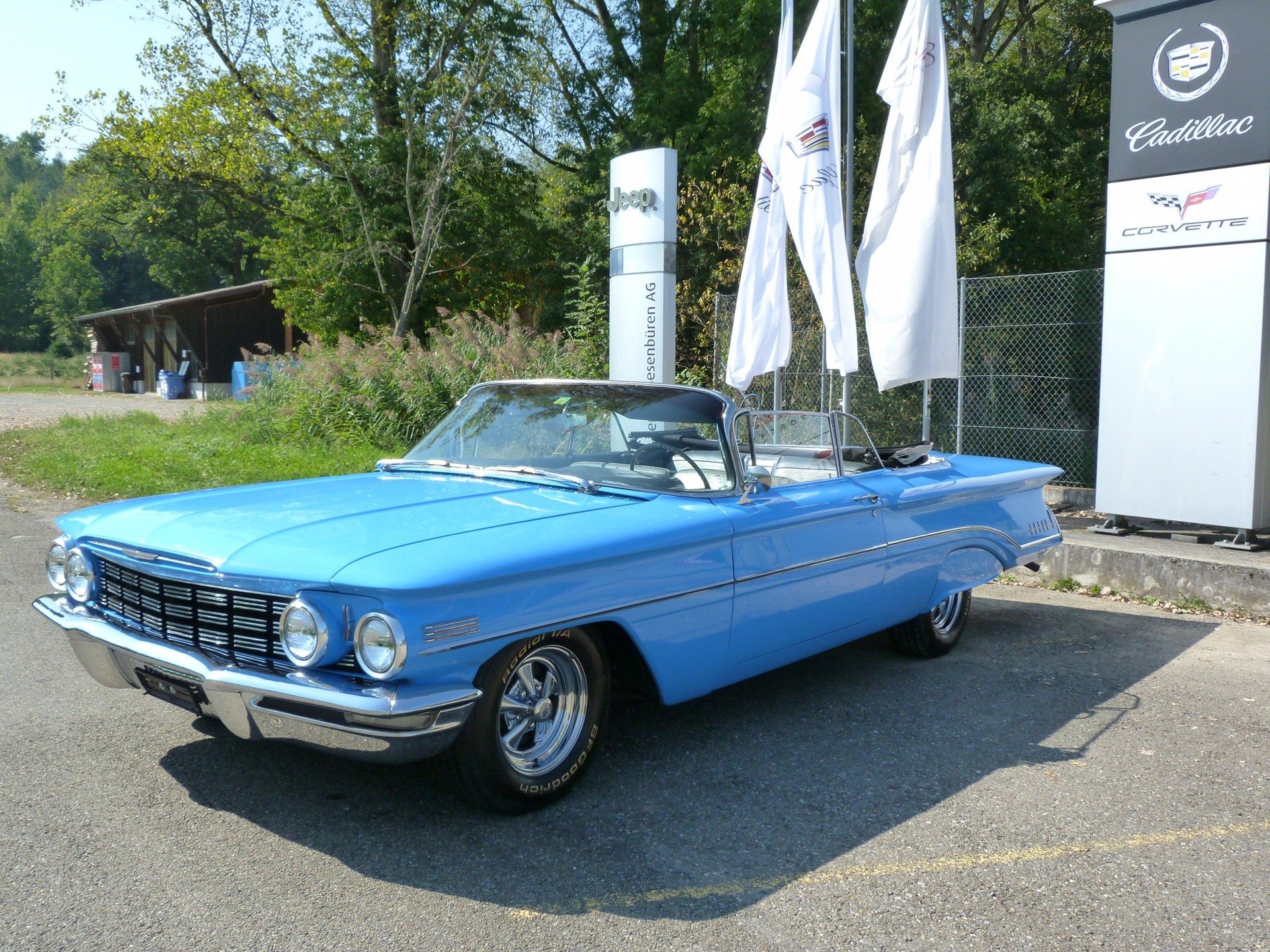 OLDSMOBILE 88-image-7