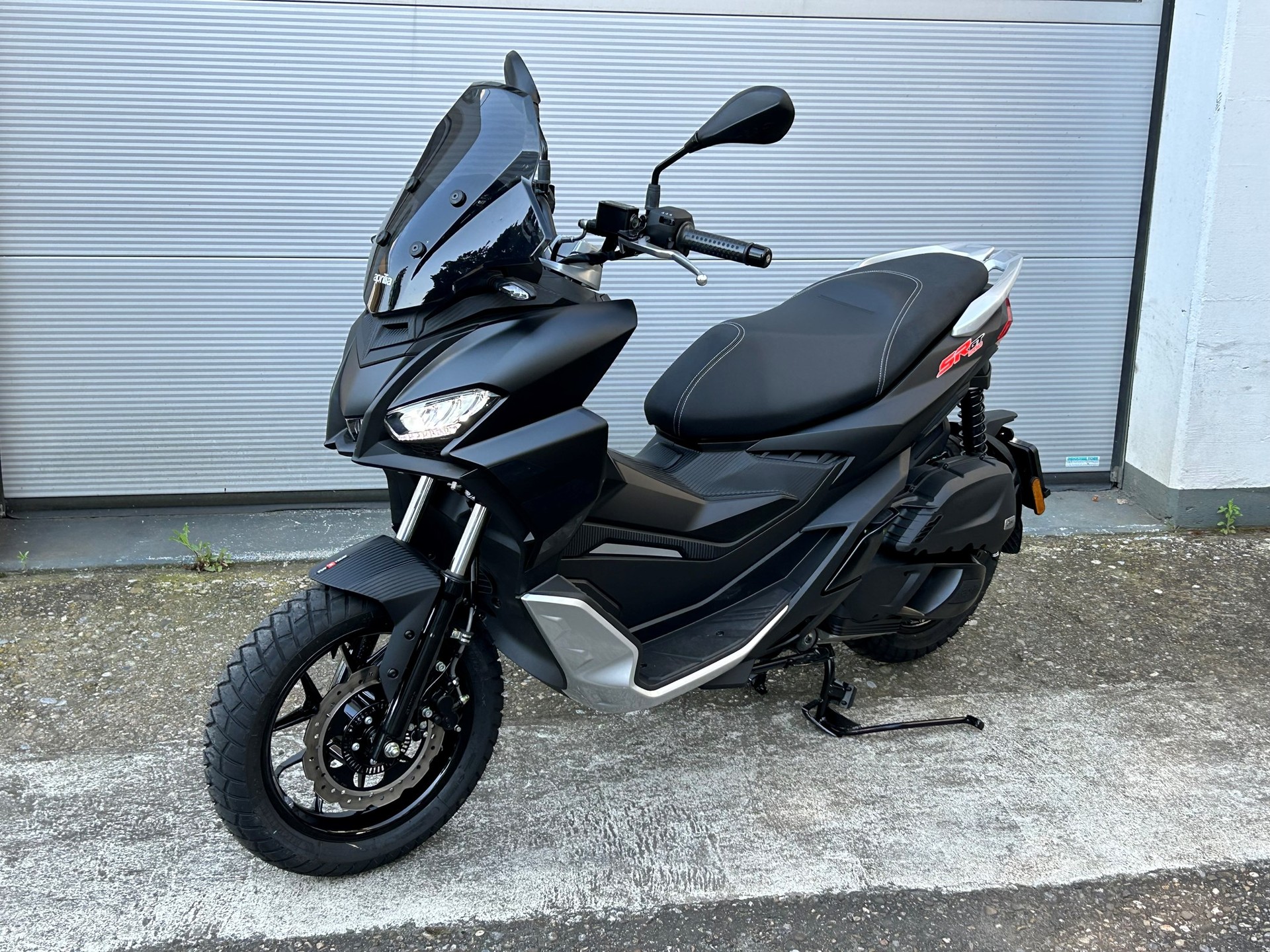 APRILIA SR 200 GT ABS-image-3