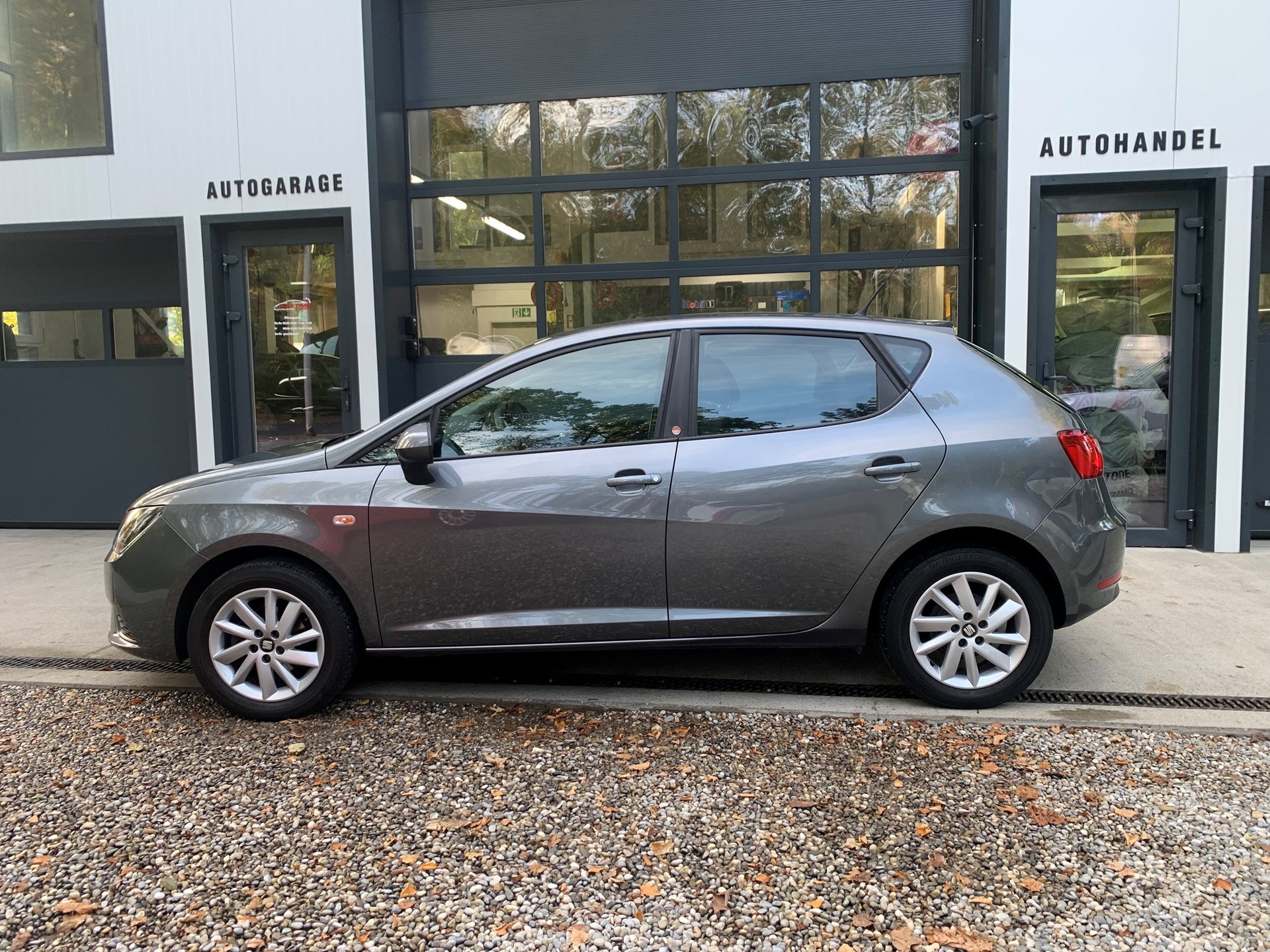 SEAT Ibiza 1.4 TDI Style Connect-image-3