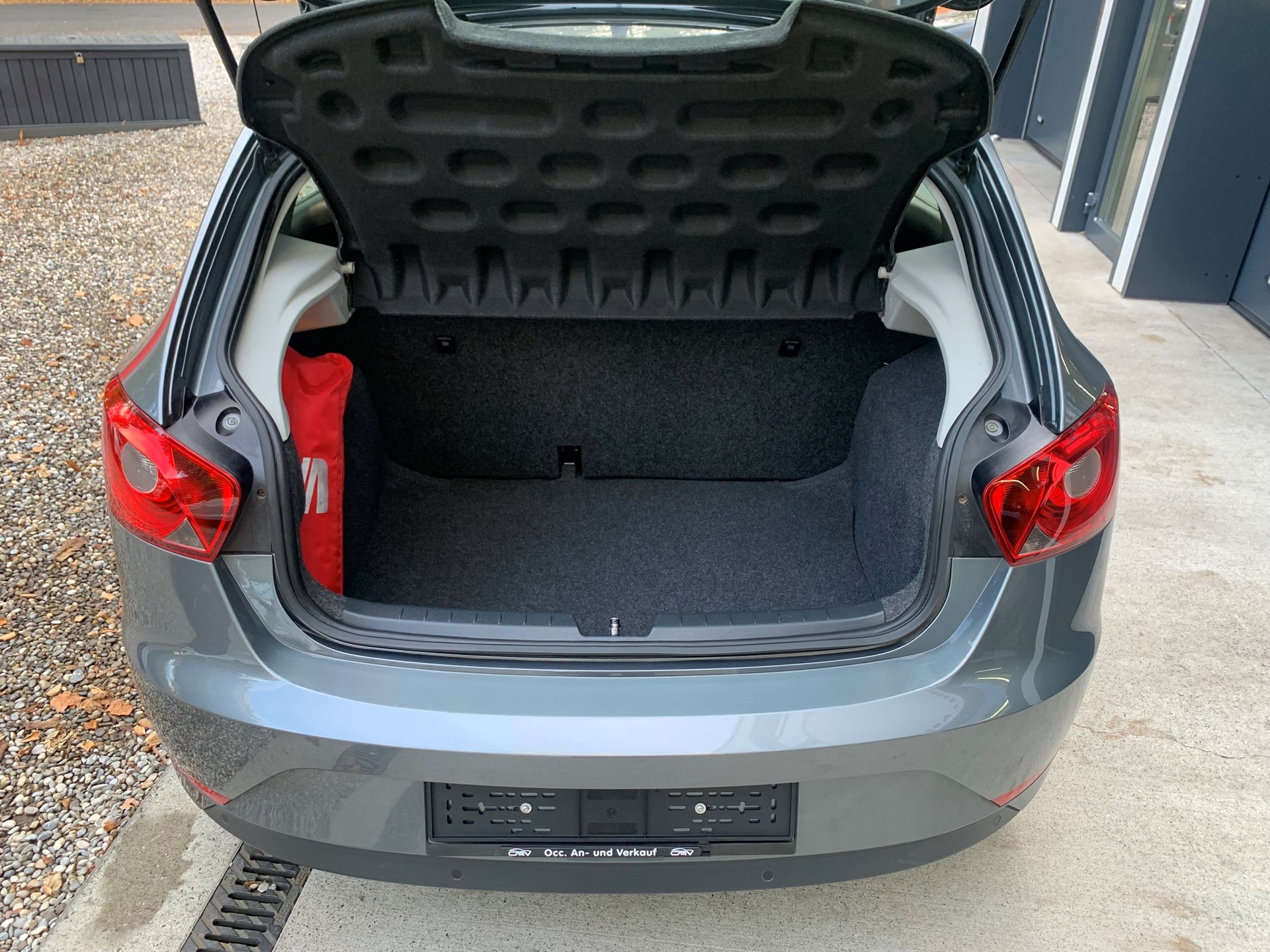 SEAT Ibiza 1.4 TDI Style Connect-image-6