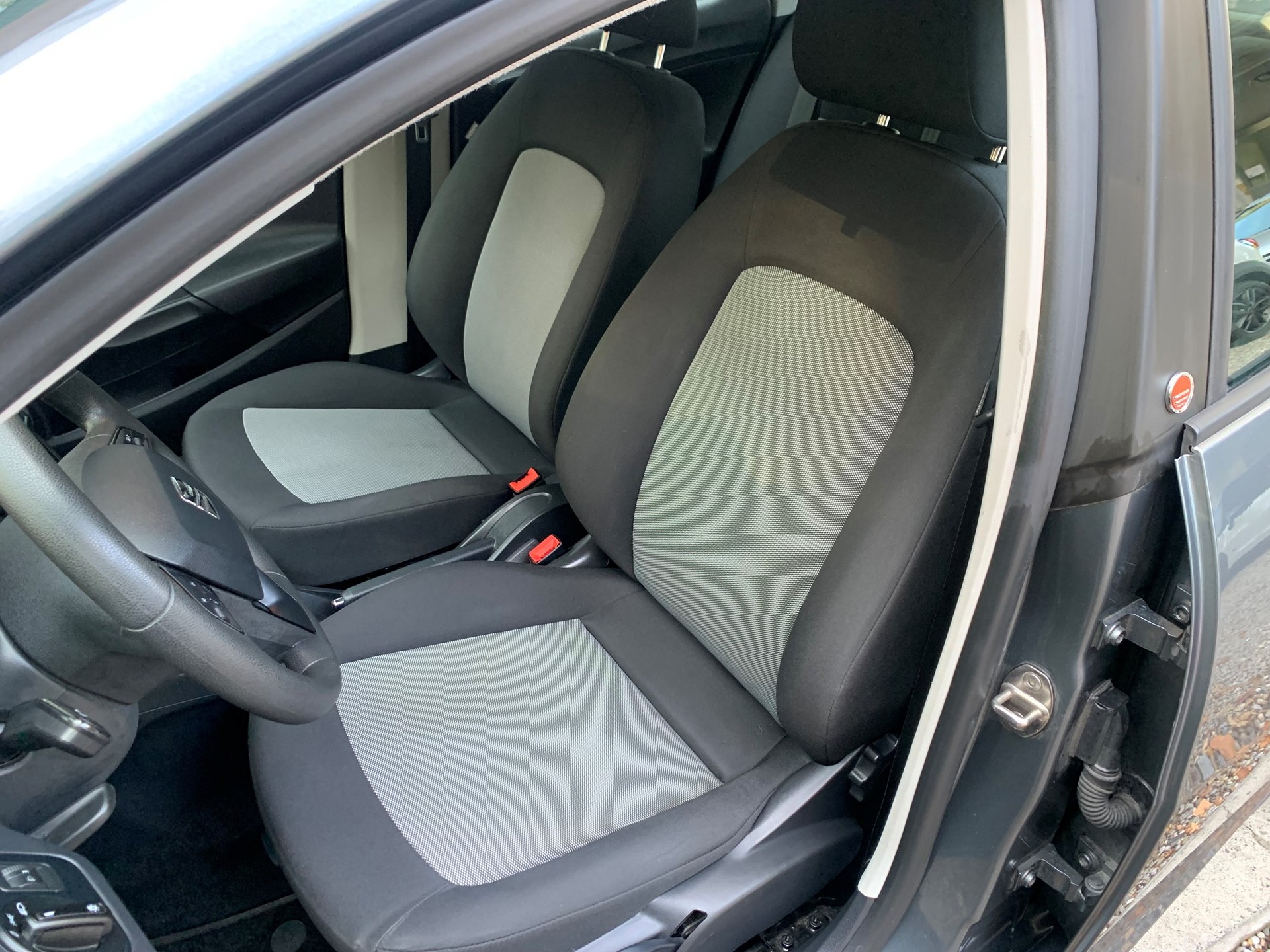 SEAT Ibiza 1.4 TDI Style Connect-image-10