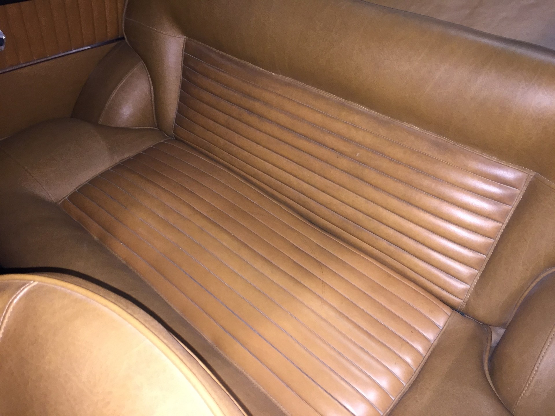 FIAT 850 Coupé-image-6