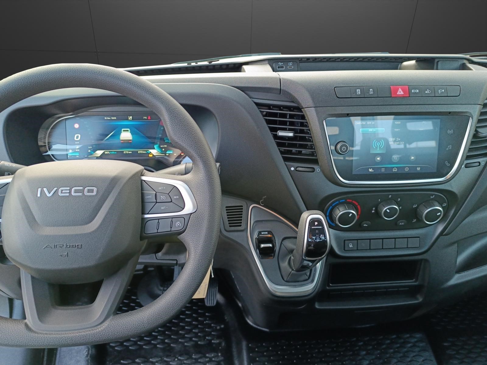 IVECO Daily 35 C 18HA8 K.-Ch. 3750 3.0-image-11