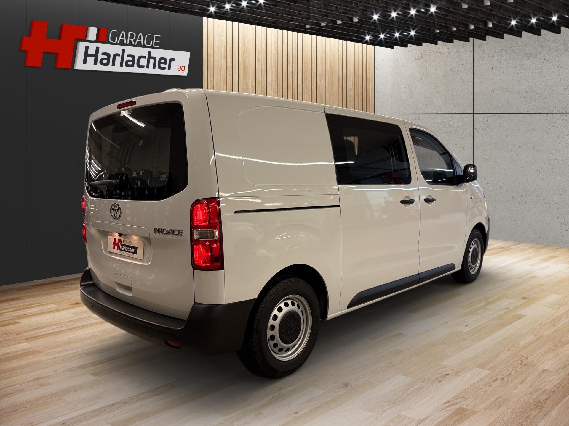 TOYOTA Proace 1.5D Panel Van Medium Active-image-4