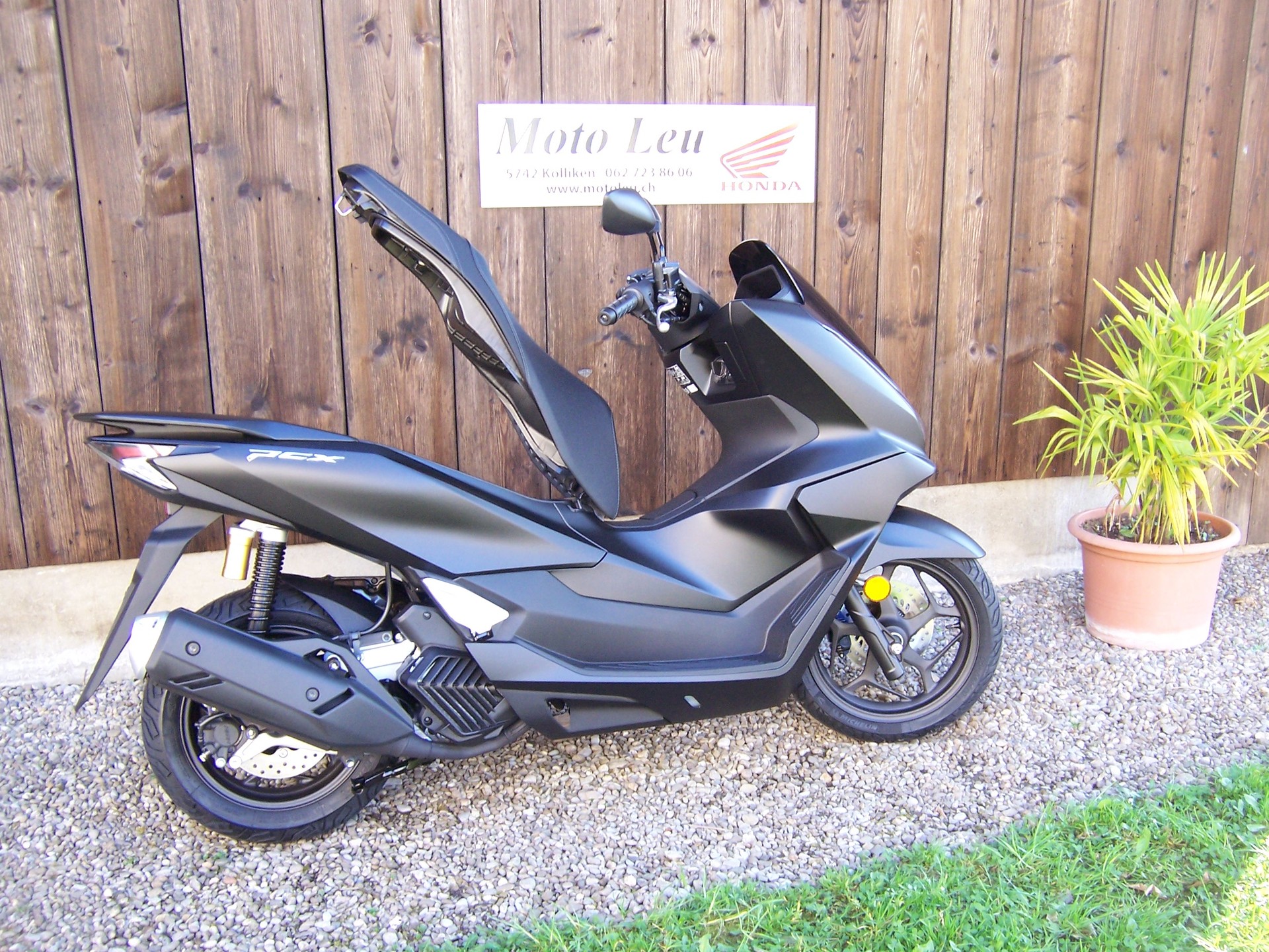 HONDA PCX 125 i DX ABS-image-11