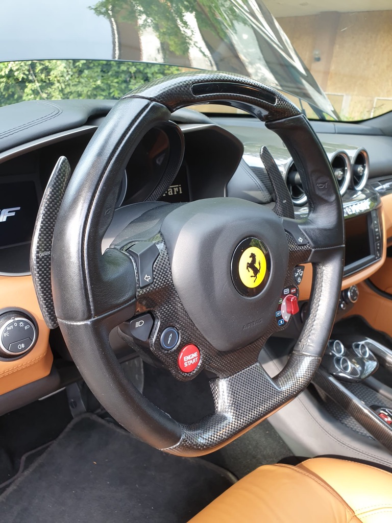 FERRARI FF-image-5