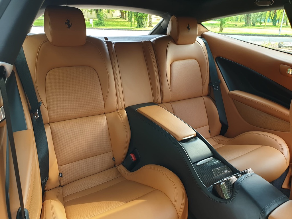 FERRARI FF-image-3