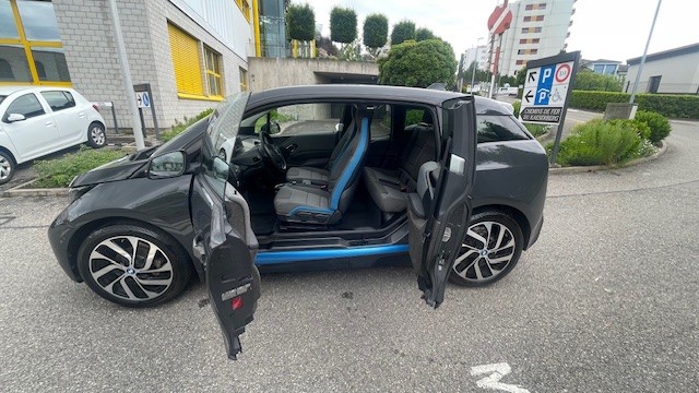 BMW i3 (60Ah)-image-8