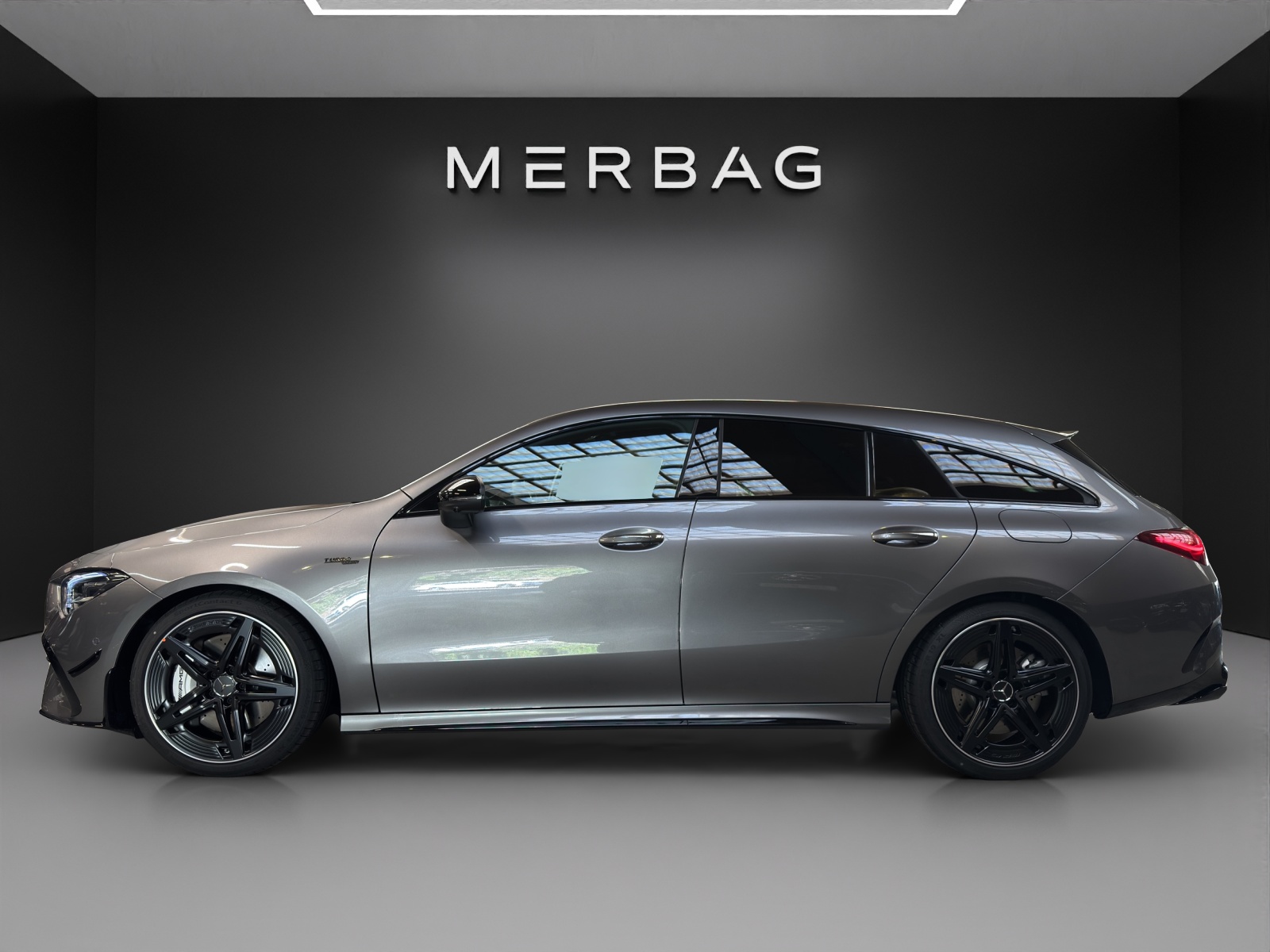 MERCEDES-BENZ CLA Shooting Brake 35 AMG 4Matic 8G-DCT-image-5