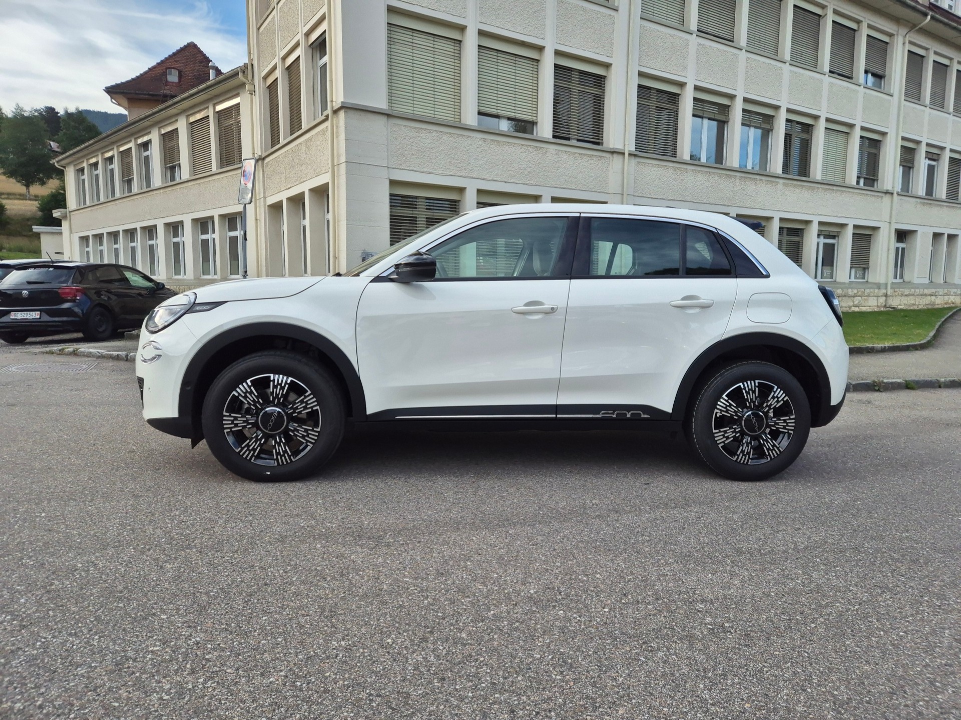 FIAT 600h MildHybrid Cult Pack Style Pack Hiver Pack Comfort-showroom-element-1