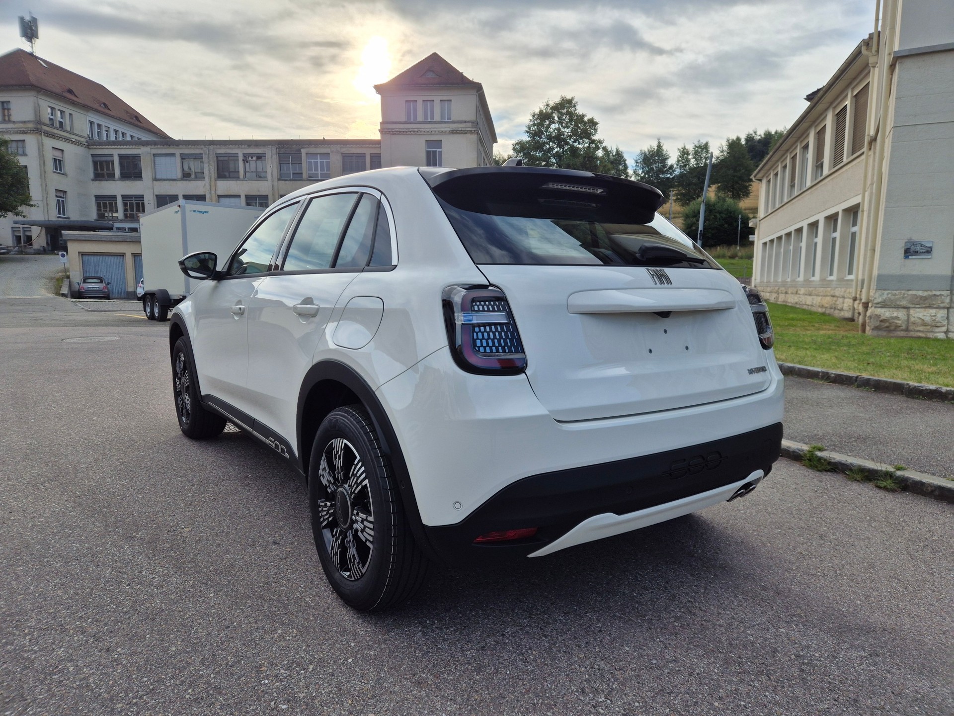 FIAT 600h MildHybrid Cult Pack Style Pack Hiver Pack Comfort-showroom-element-2
