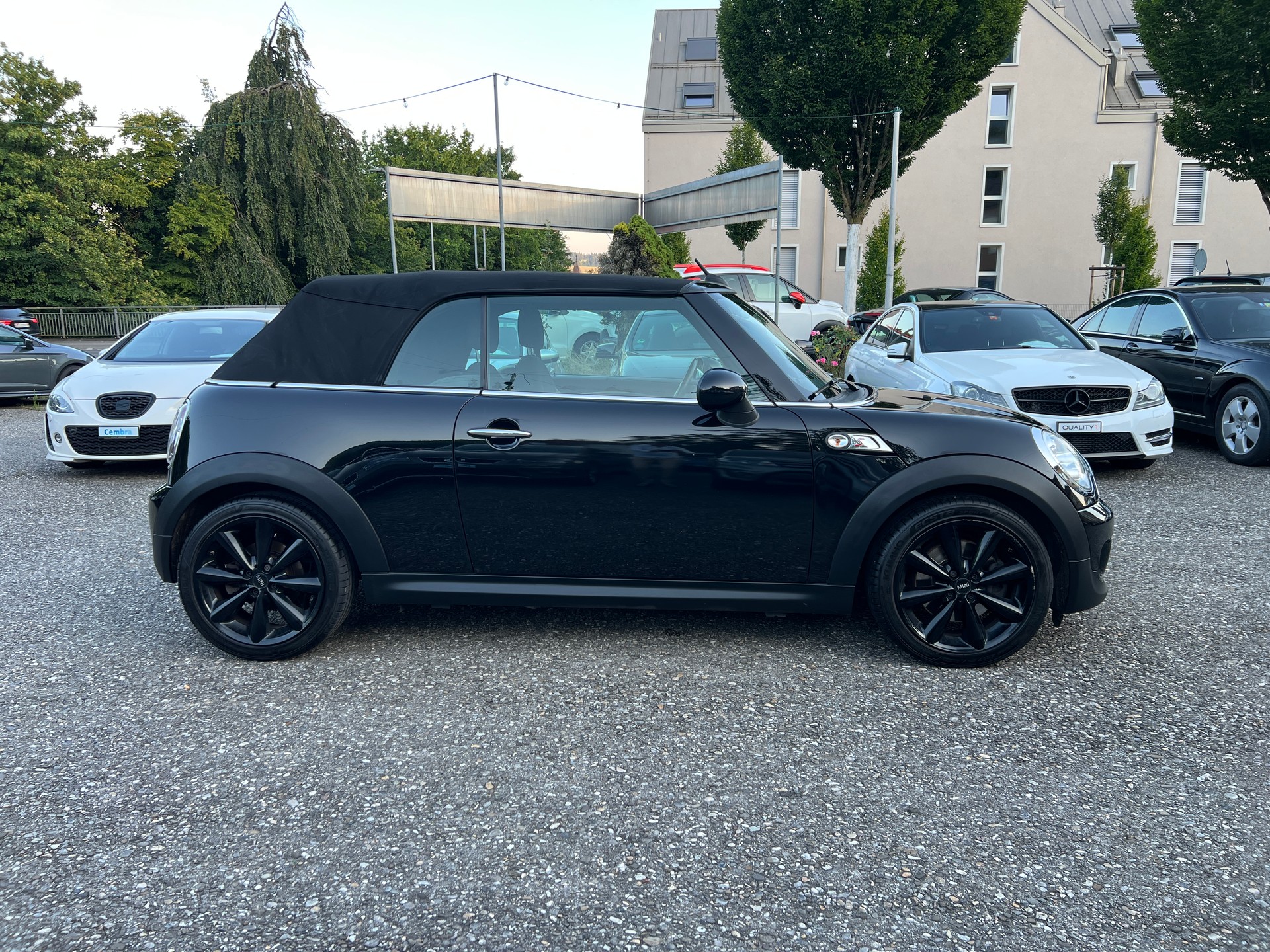MINI Cooper S Cabriolet-image-6