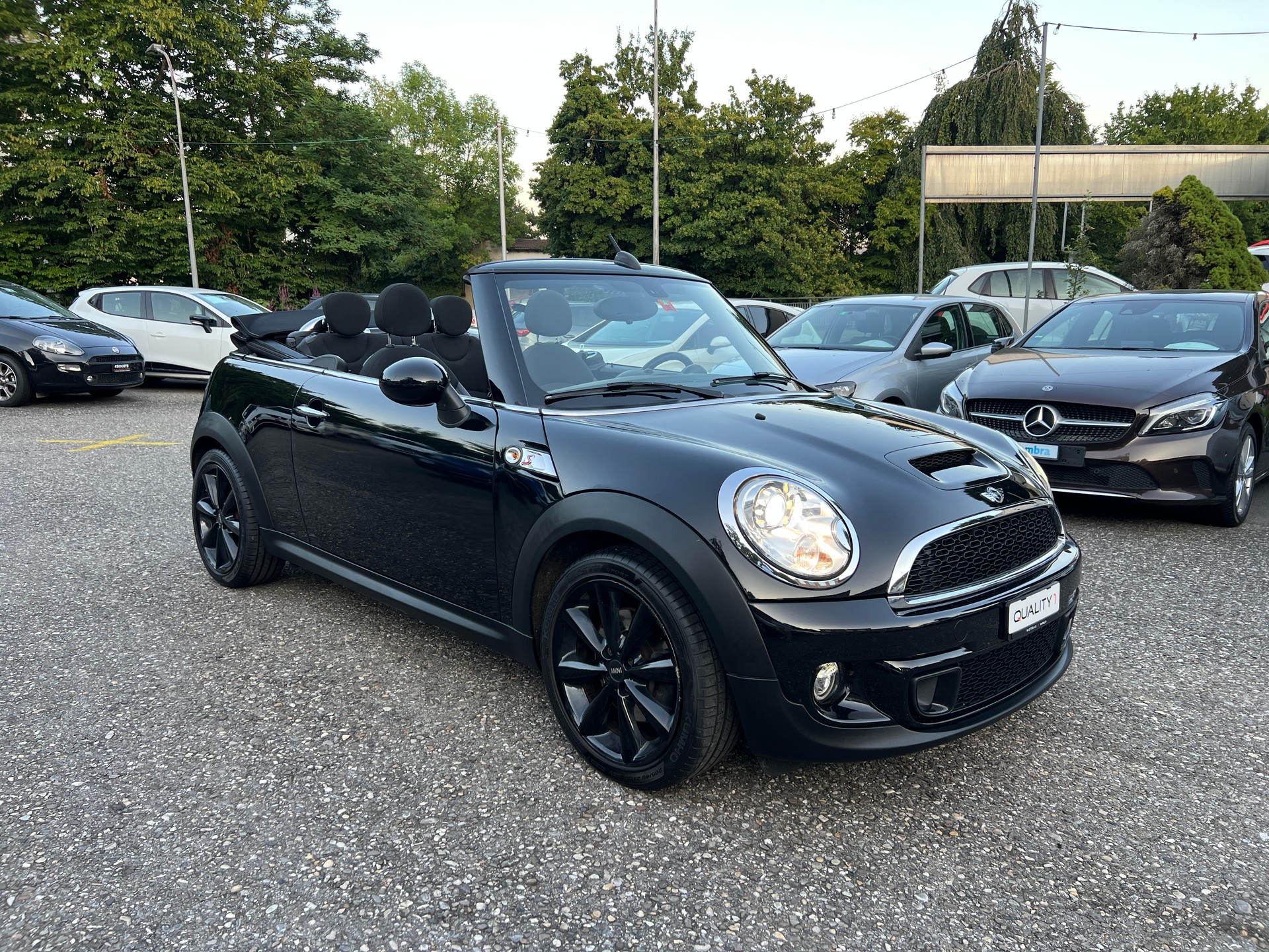 MINI Cooper S Cabriolet-image-11