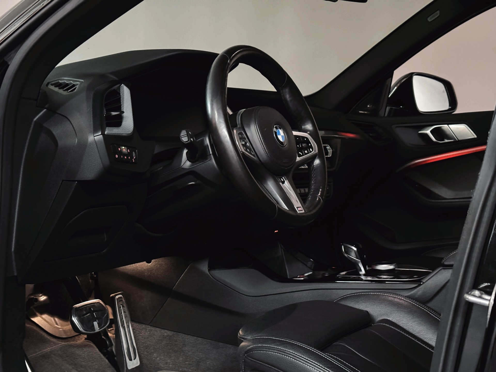 BMW M235i Gran Coupé xDrive Pure M Sport Steptronic-image-11
